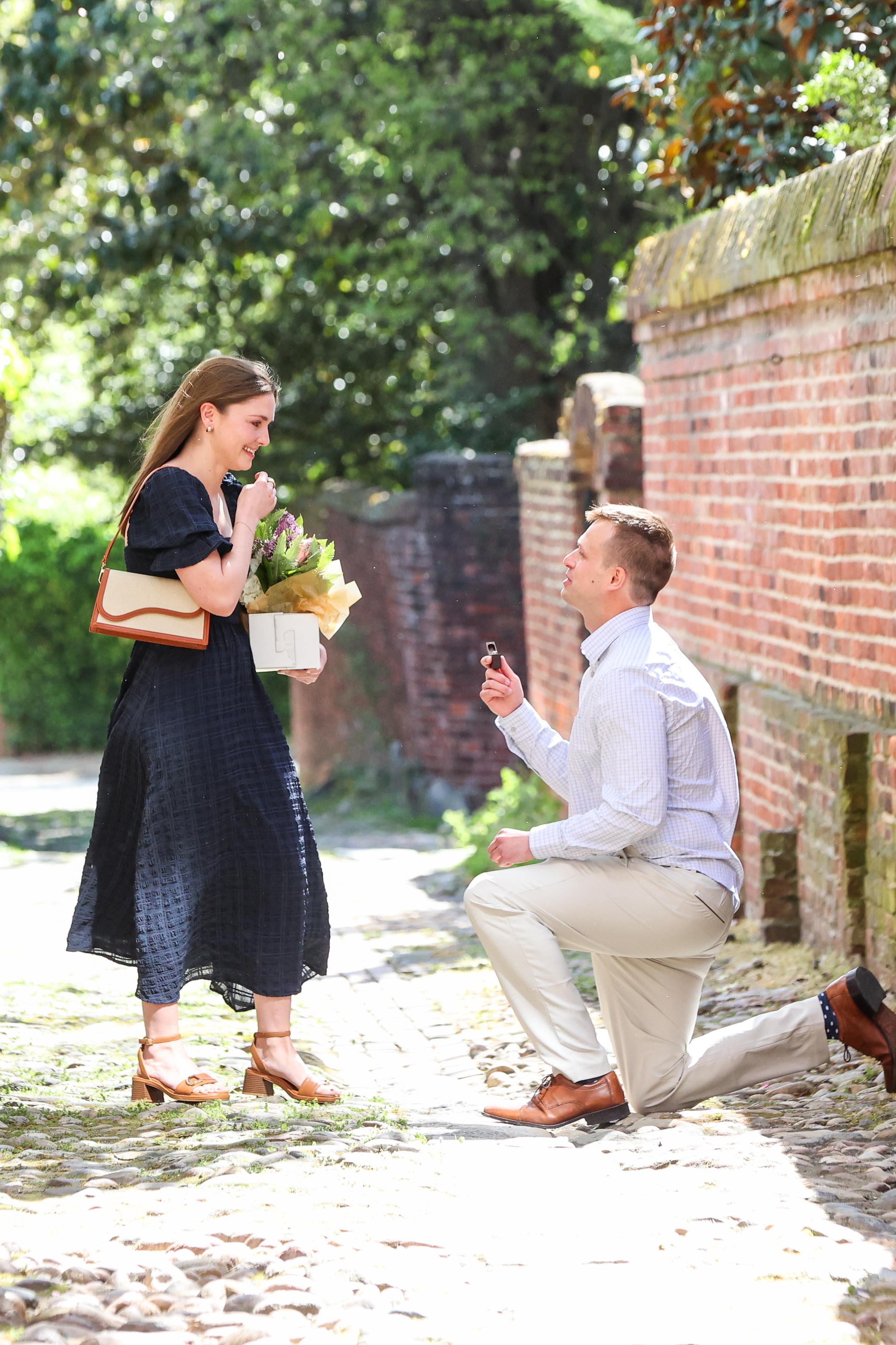 Alexandria-Wales-Alley-Surprise-Proposal-6.jpg