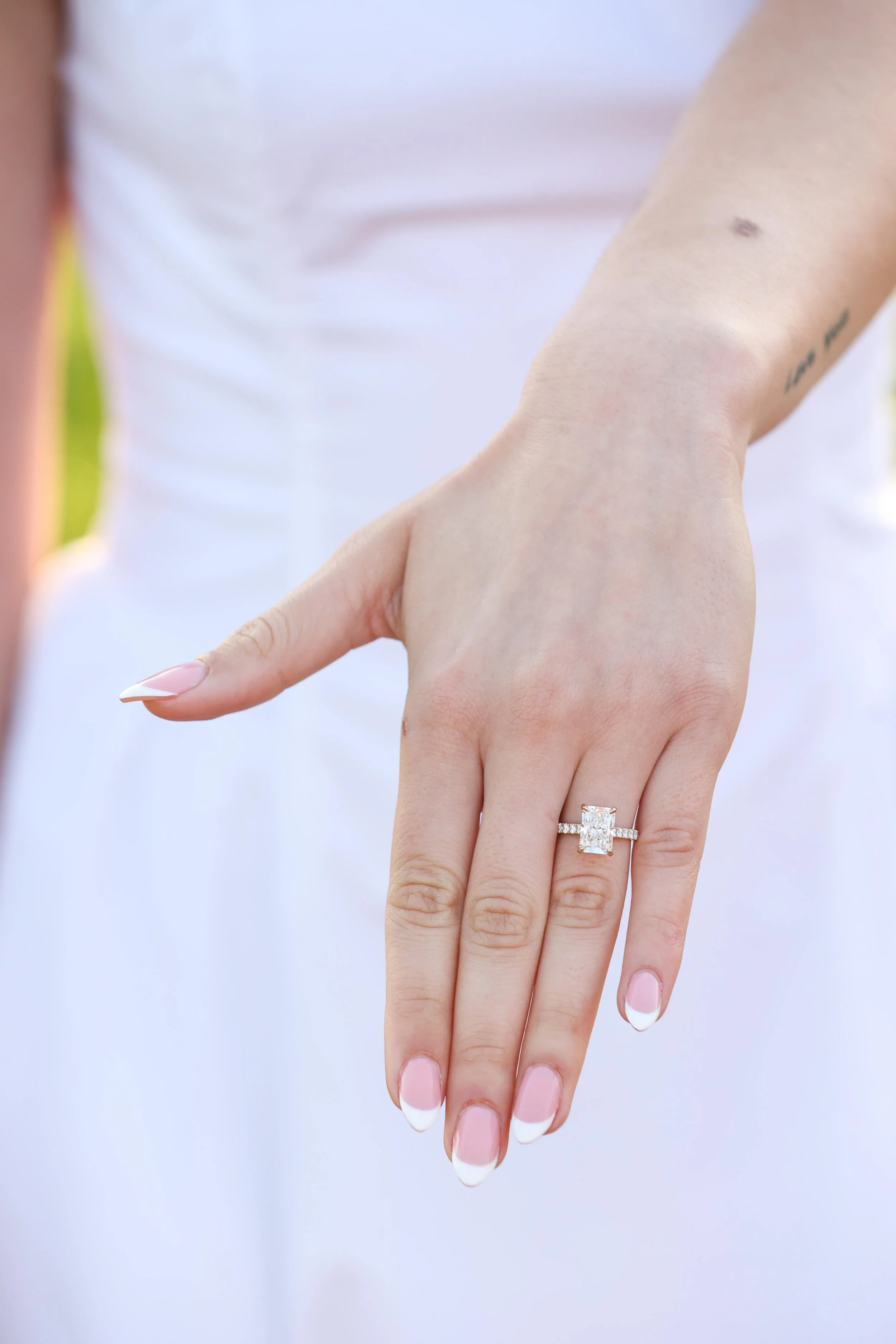 Surprise proposal with tulips in DC