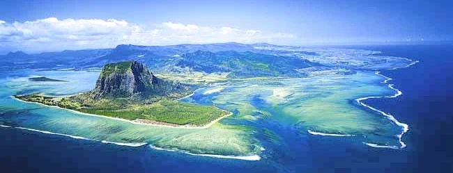"Dio ha creato prima Mauritius, poi ne ha fatto una copia che ha chiamato Paradiso." Mark Twain