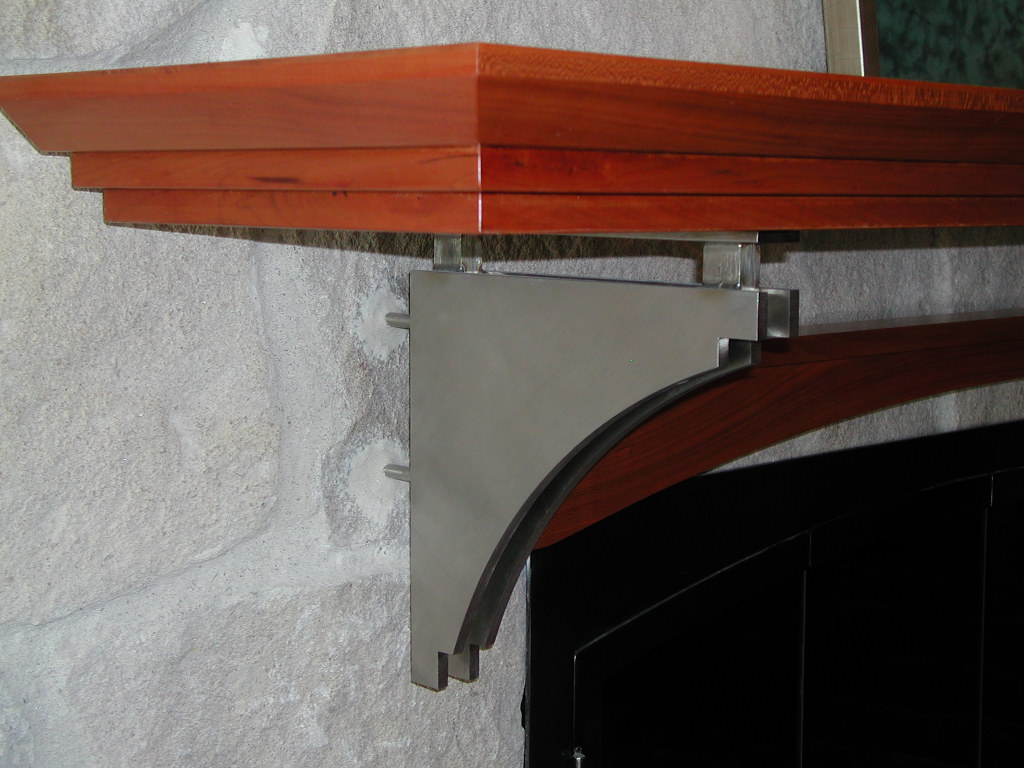 Mantle Detail.JPG