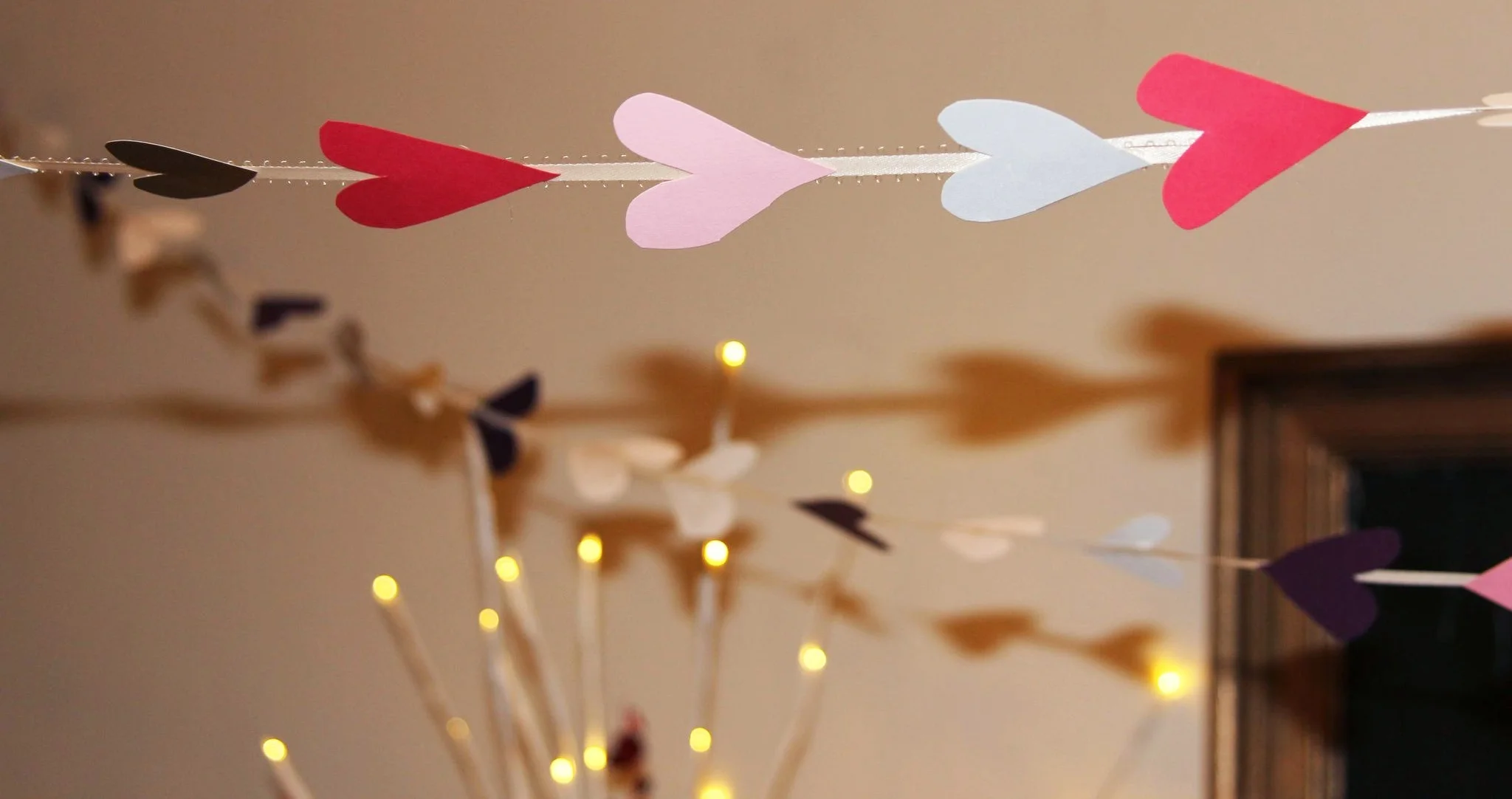 vday+2heartgarland.jpg