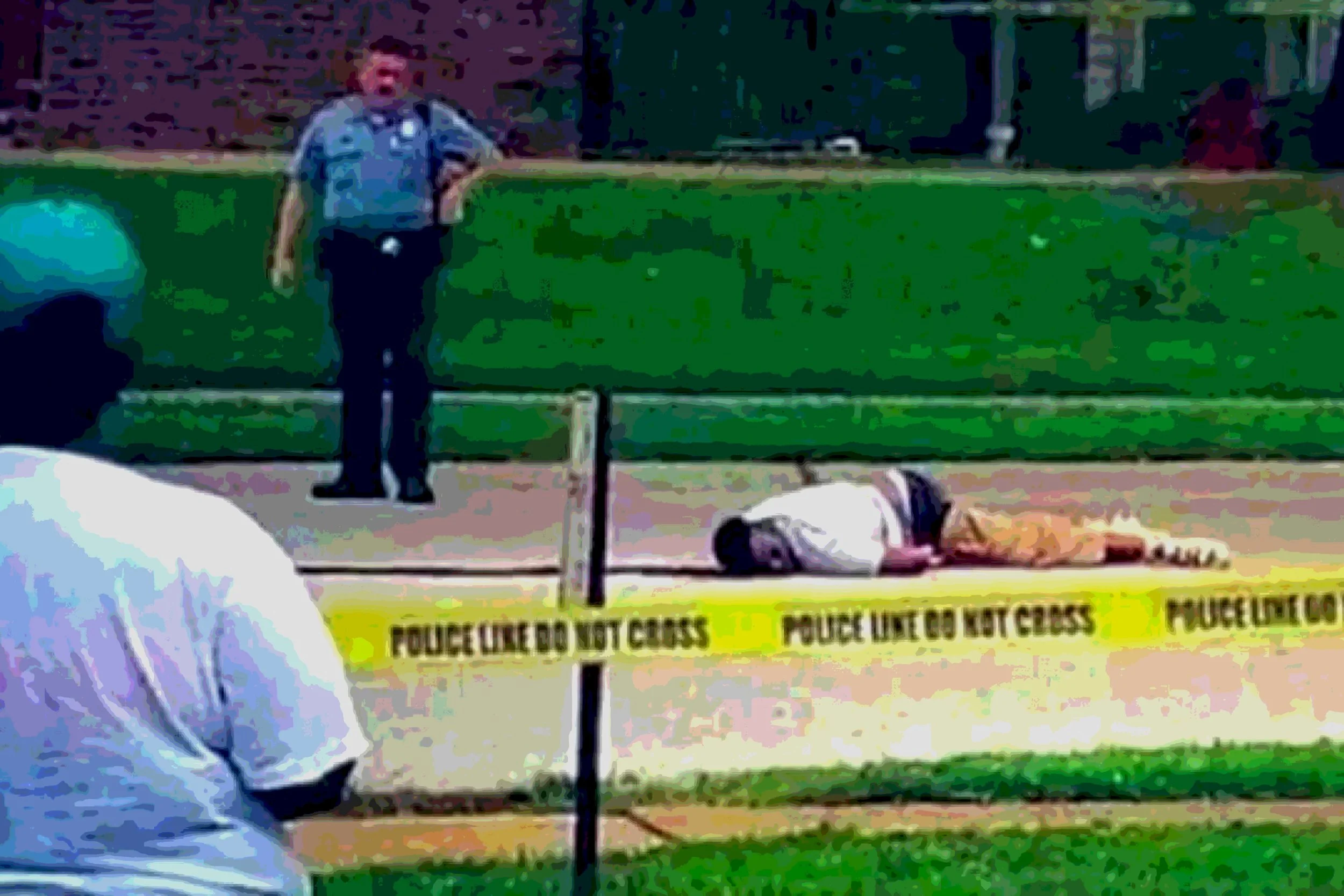 Hip-Hop pays tribute to #MikeBrown 