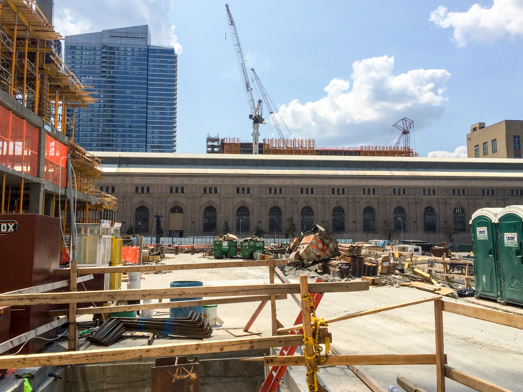 Looking south to Riverside Center with BIG's pyramid tower rising above the IRT Powerhouse.