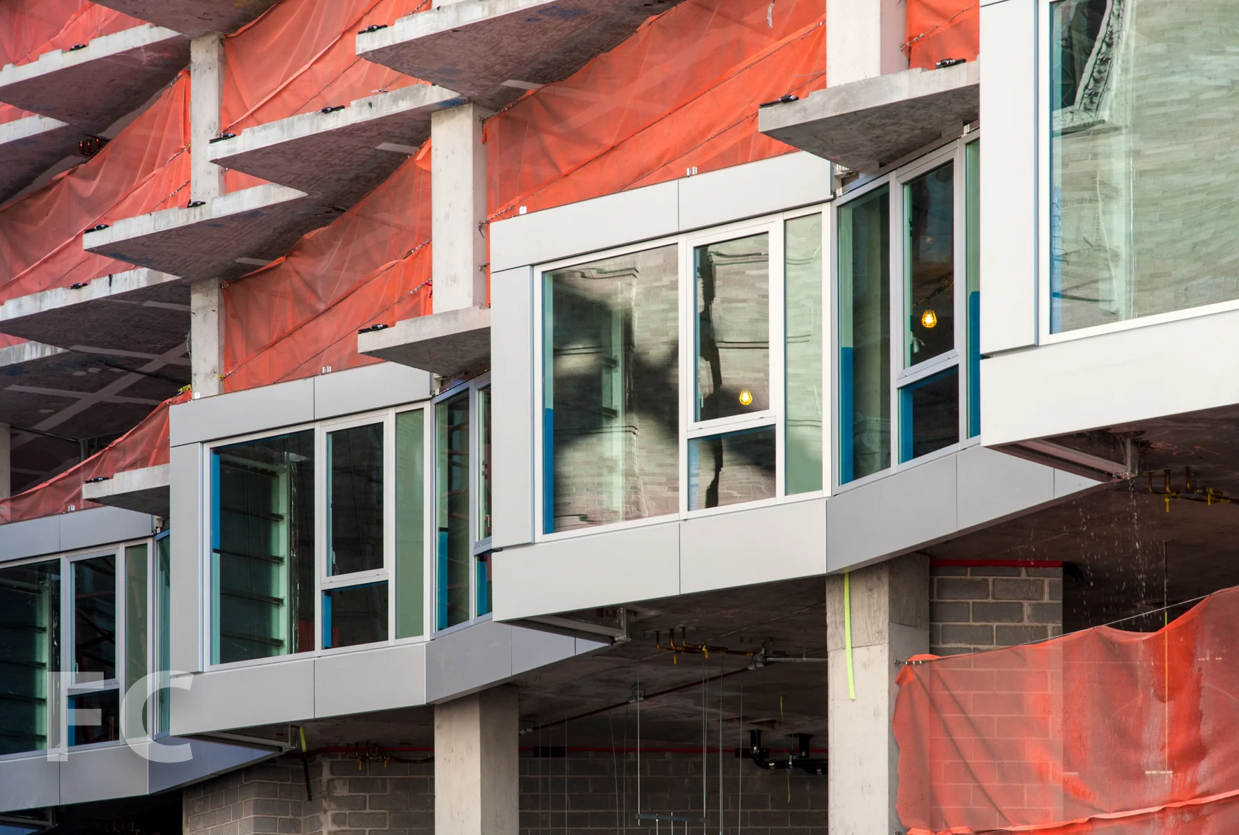 Detail of the curtain wall on the north façade.