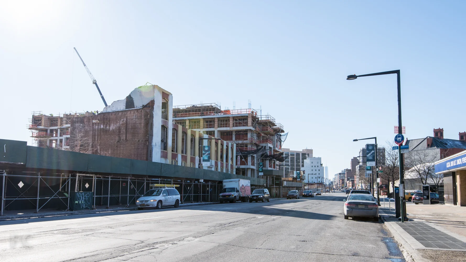 Looking southwest on Jackson Avenue.