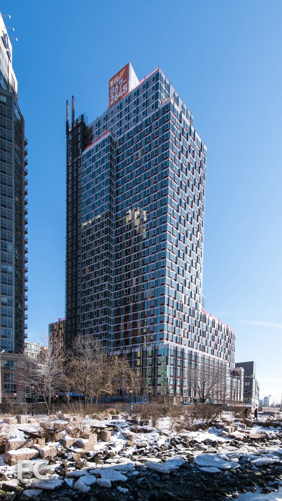 Northwest corner of Hunter's Point South Commons from Gantry Plaza State Park.