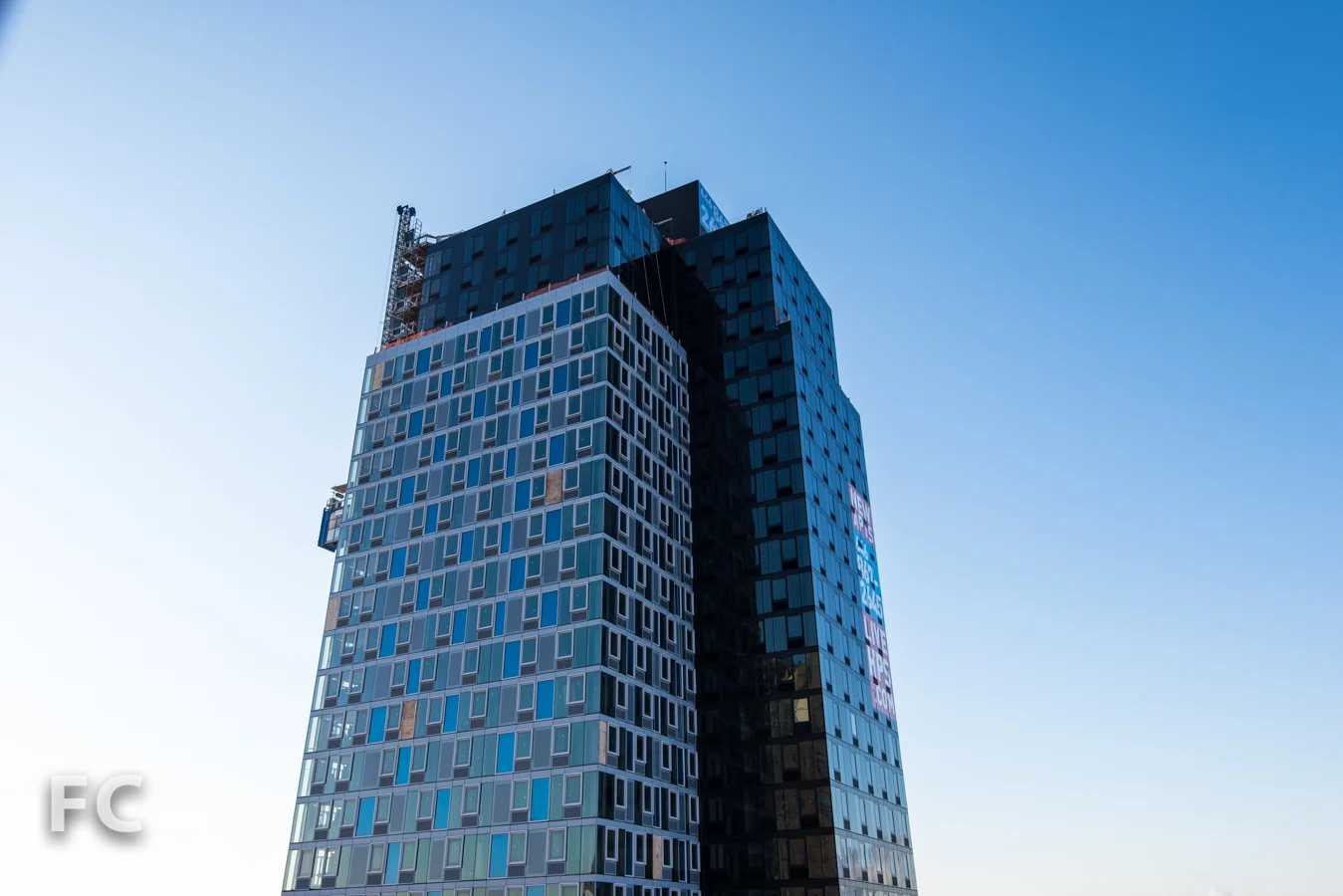 Detail of the northwest corner of the tower on Hunter's Point South Crossing .