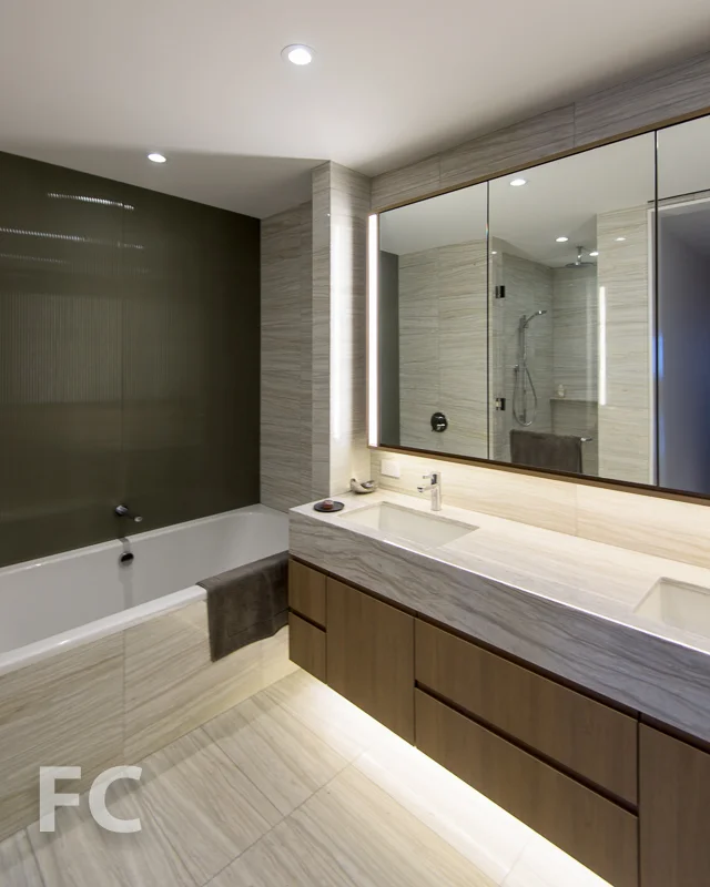 Master bath mockup in the sales gallery.
