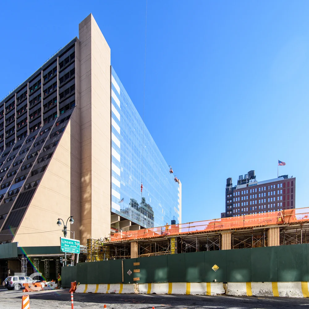 South elevation of the residential tower (right) and the southeast corner of Five Manhattan West (left).