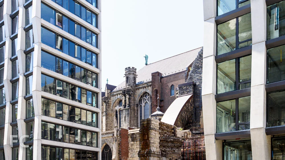 A view of the cathedral between the two towers.