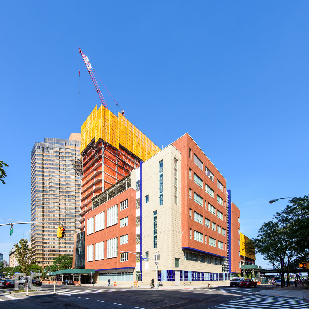 Southwest corner of the site with the north tower (left), south tower (right), and PS 281 (center).
