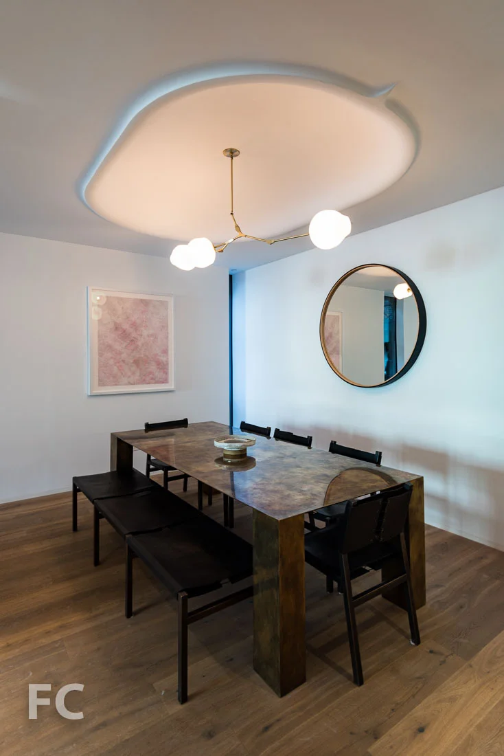 Dining room.