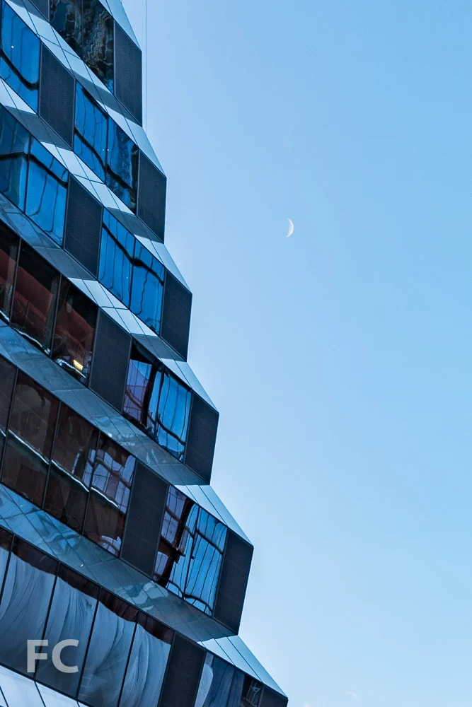 Detail of southwest corner of 5 Manhattan West.