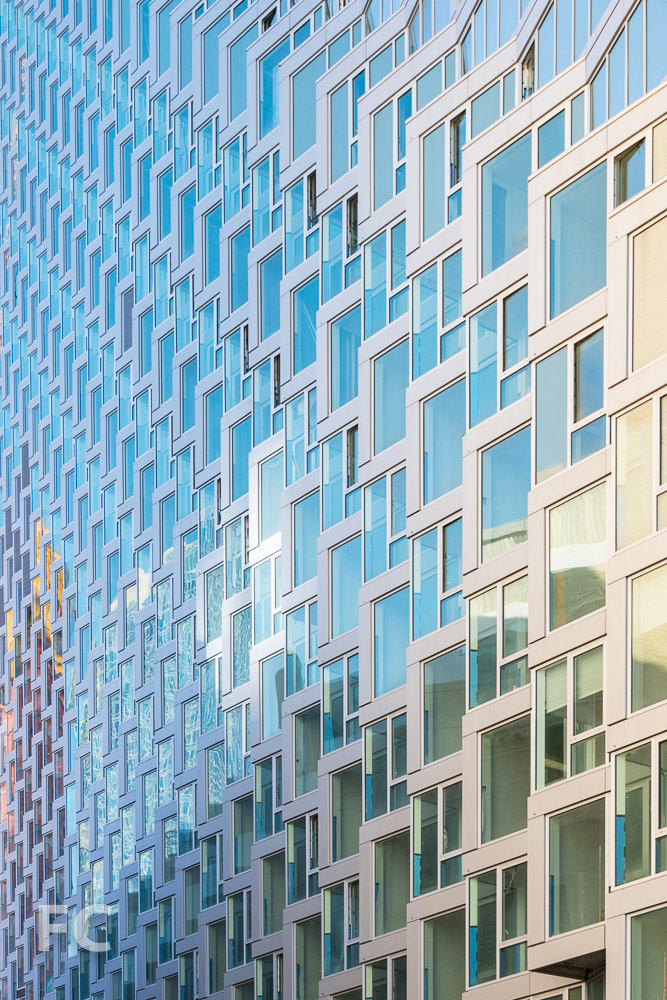 North façade close-up.