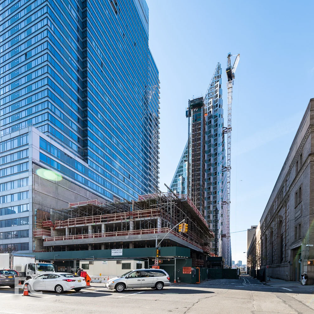 Northeast corner of VIA 57WEST (background) and 600 West 58th Street (foreground).