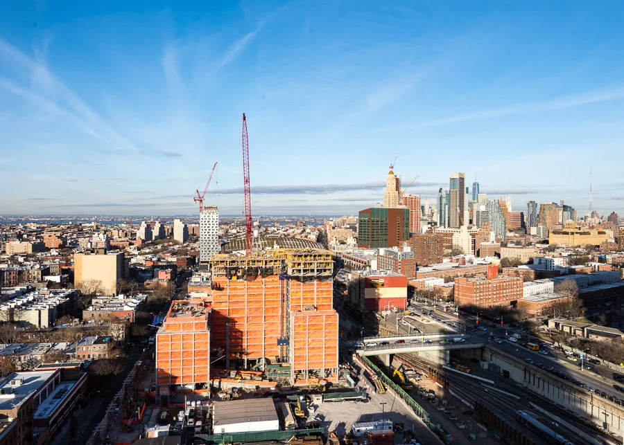 Aerial View of the east facade of 535 Carlton from 550 Vanderbilt.