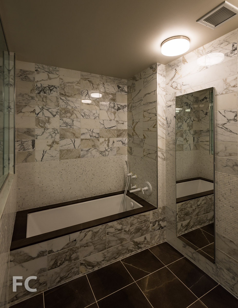 Master Bath soaking tub.