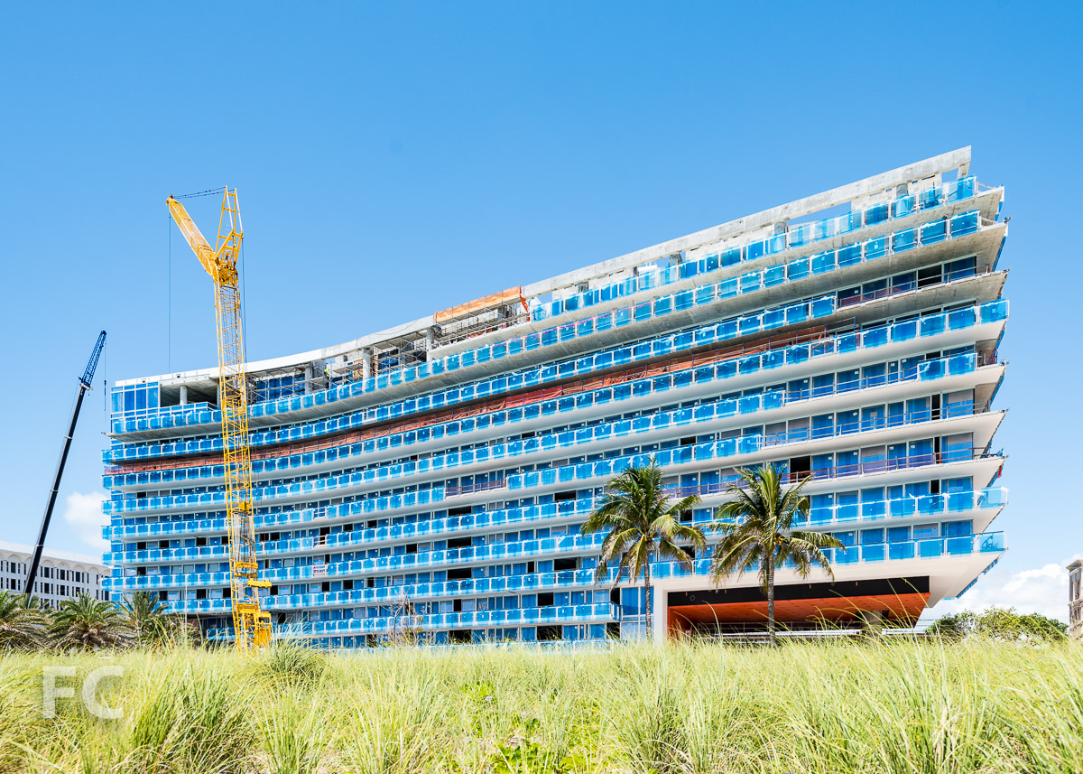 East facade of the residential and hotel south tower.