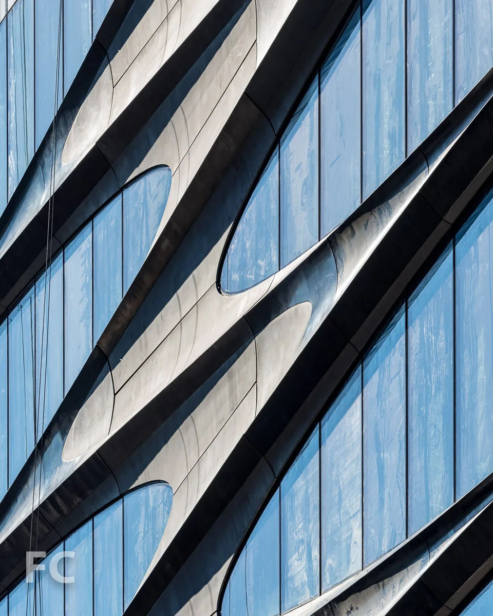 Close-up of the metal screen at the north façade.