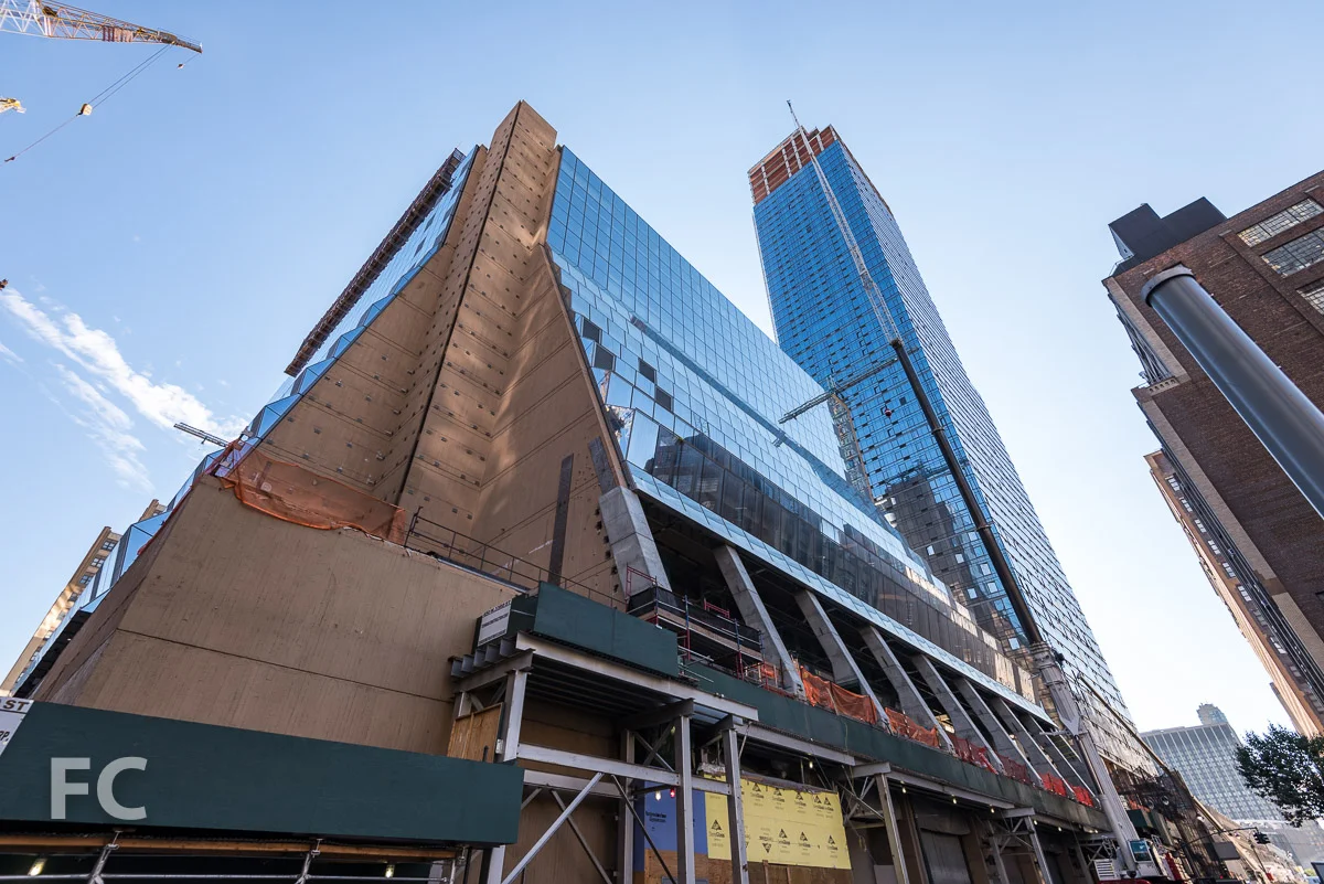 Southwest corner of 5 Manhattan West.