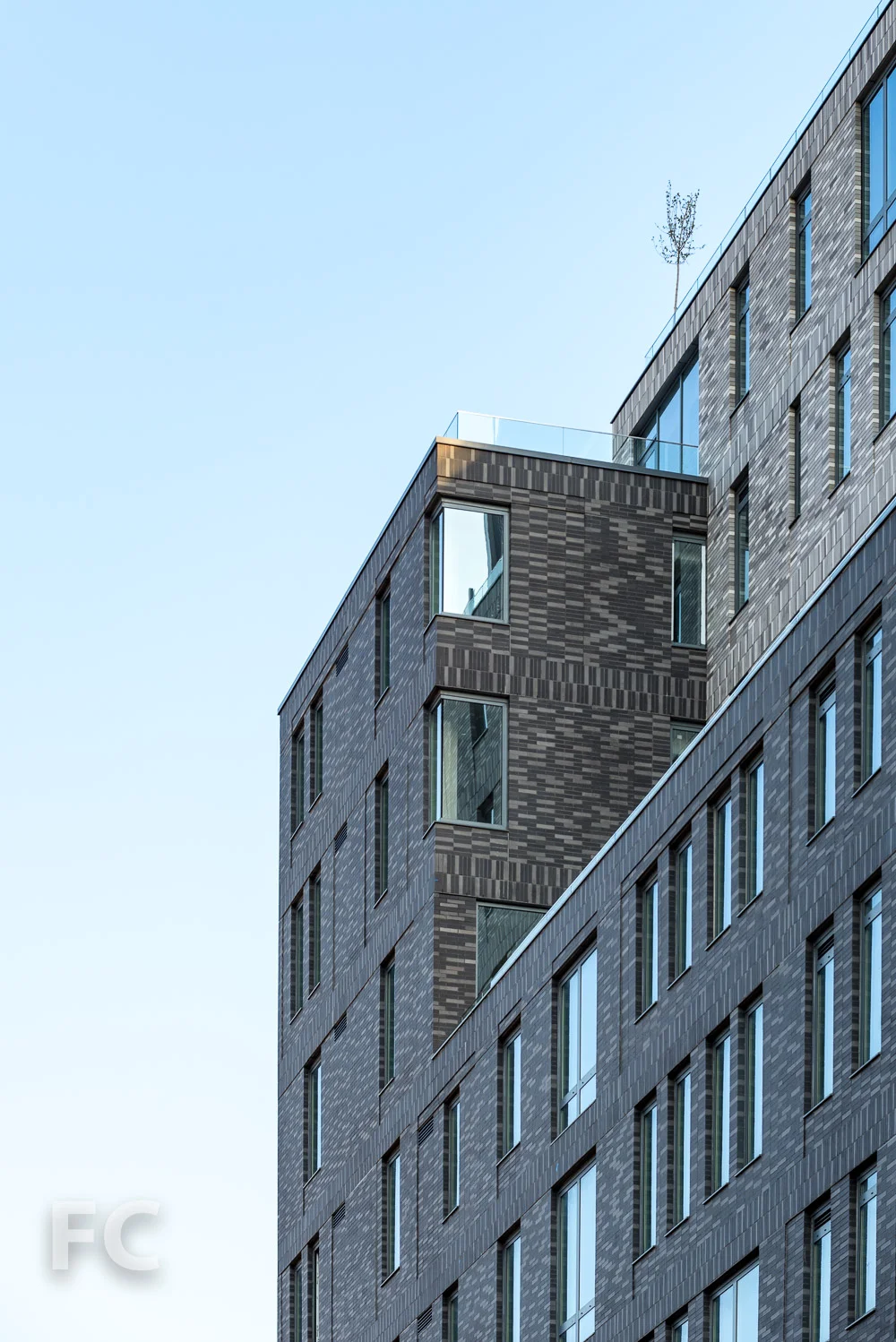 Close-up of the north facade.