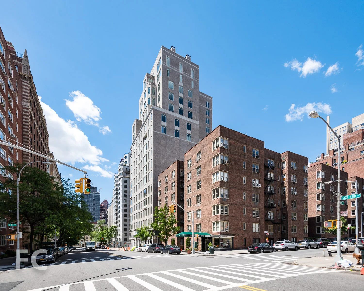Looking south on East End Avenue.