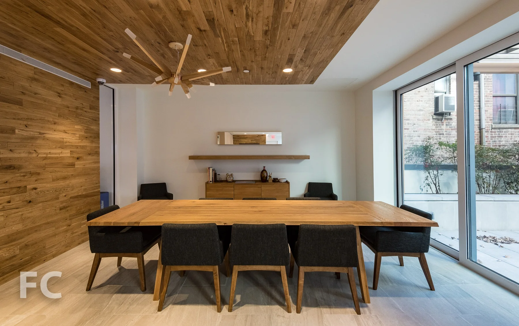 Resident's lounge.