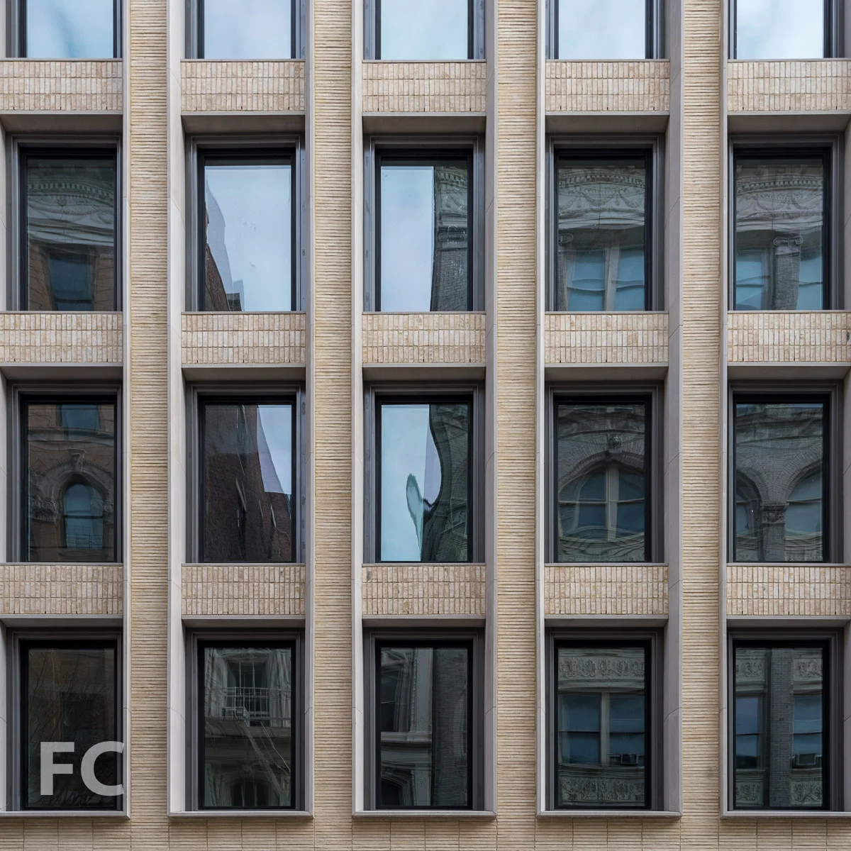 Close-up of the west facade.