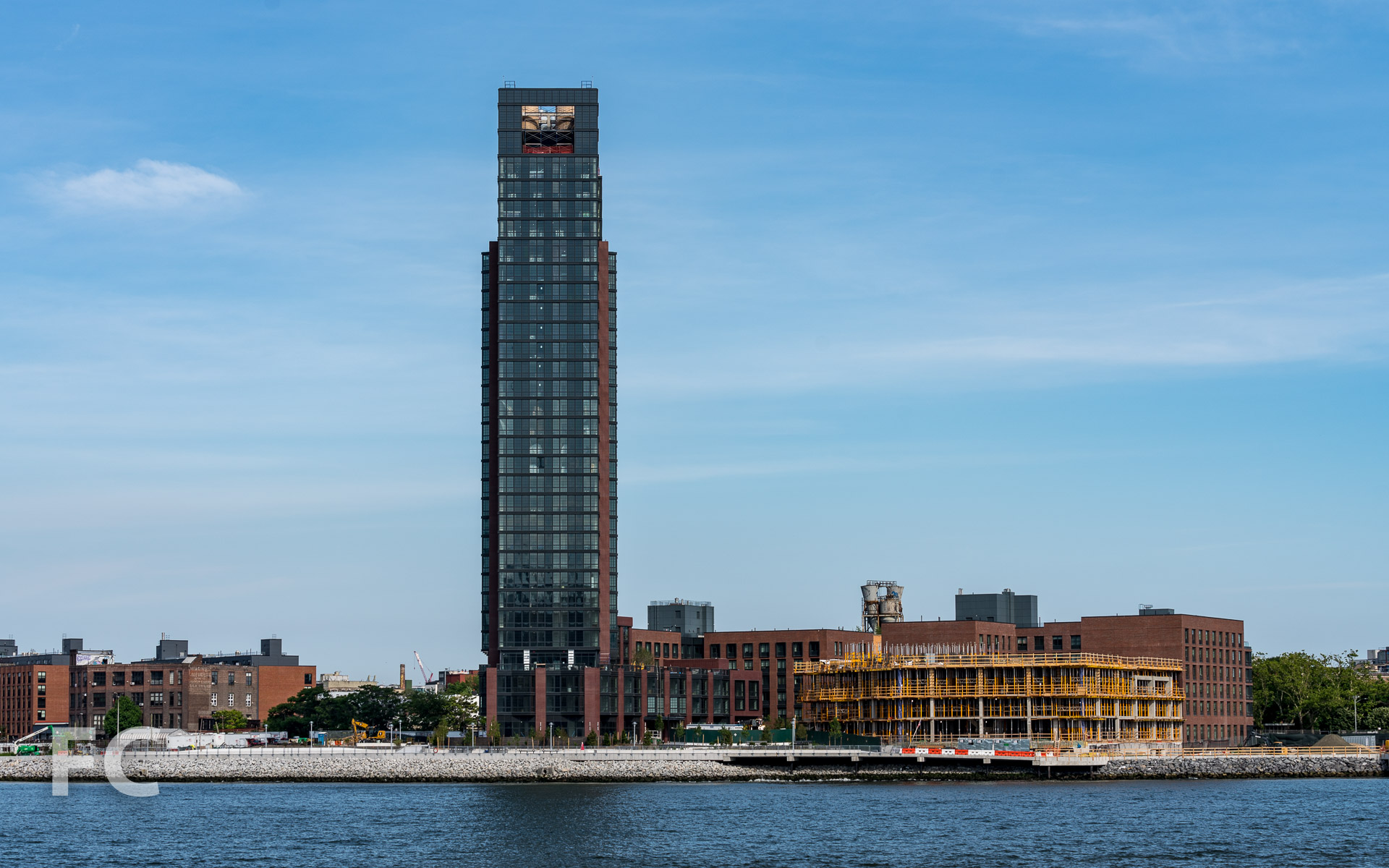 North façade of 37 Blue Slip (center) and 41 Blue Slip (right).