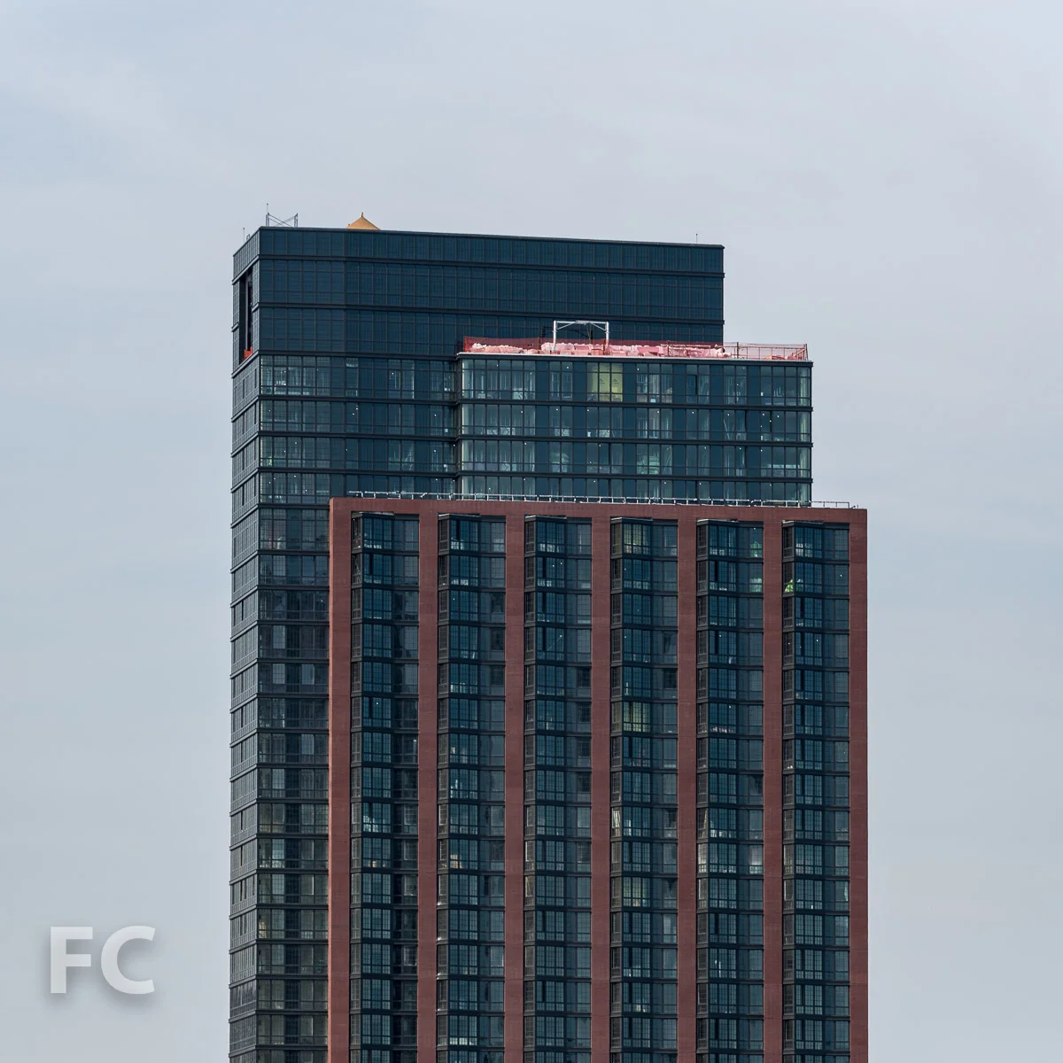 Close-up of the northwest corner of the tower at 37 Blue Slip.