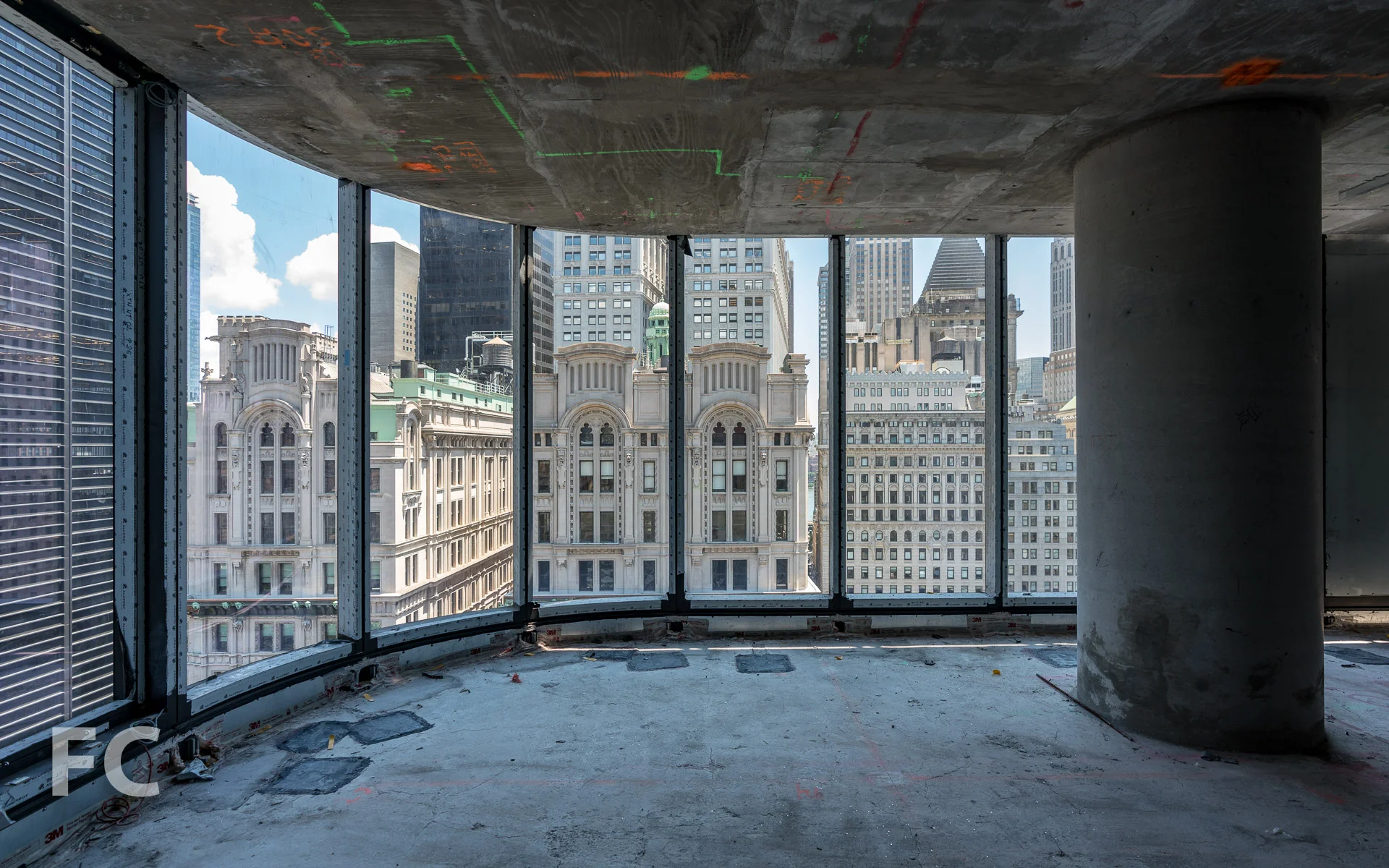 Looking towards the east from the curtain wall installed on the 25th floor.