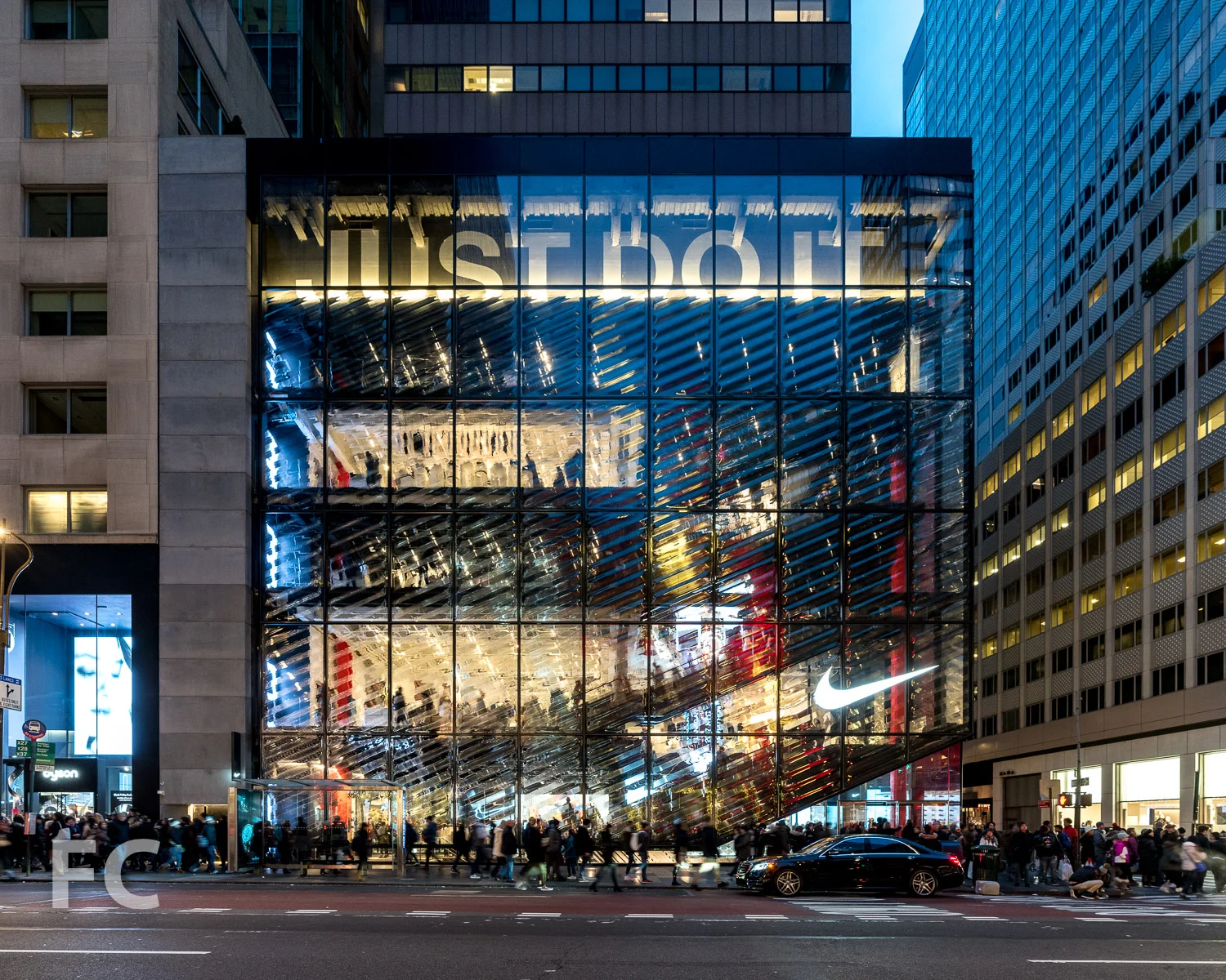 Manhattan Nike Flagship Store 5th Avenue Nike 650 Fifth Avenue New