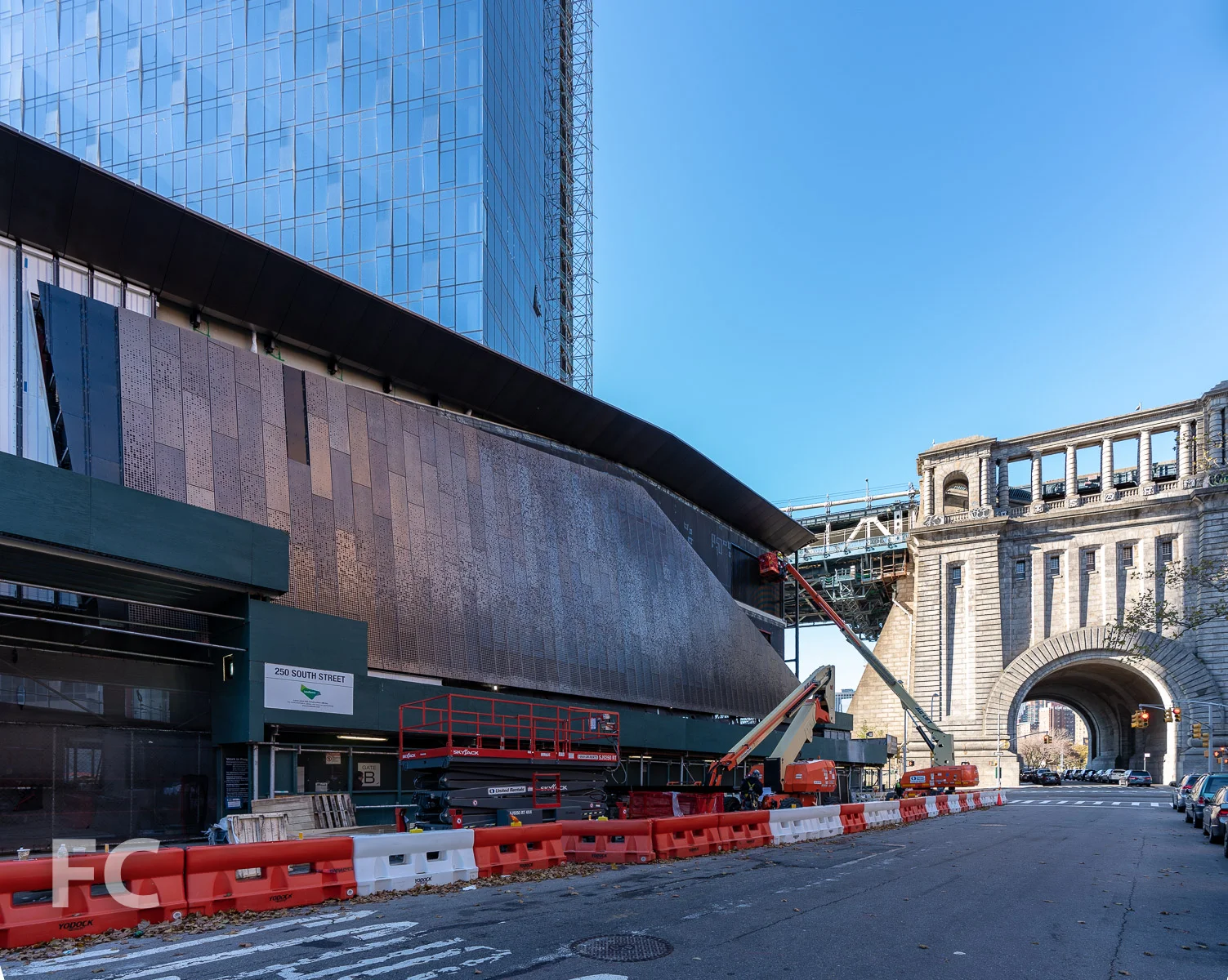 2018_11_07-One Manhattan Square-DSC02163.jpg