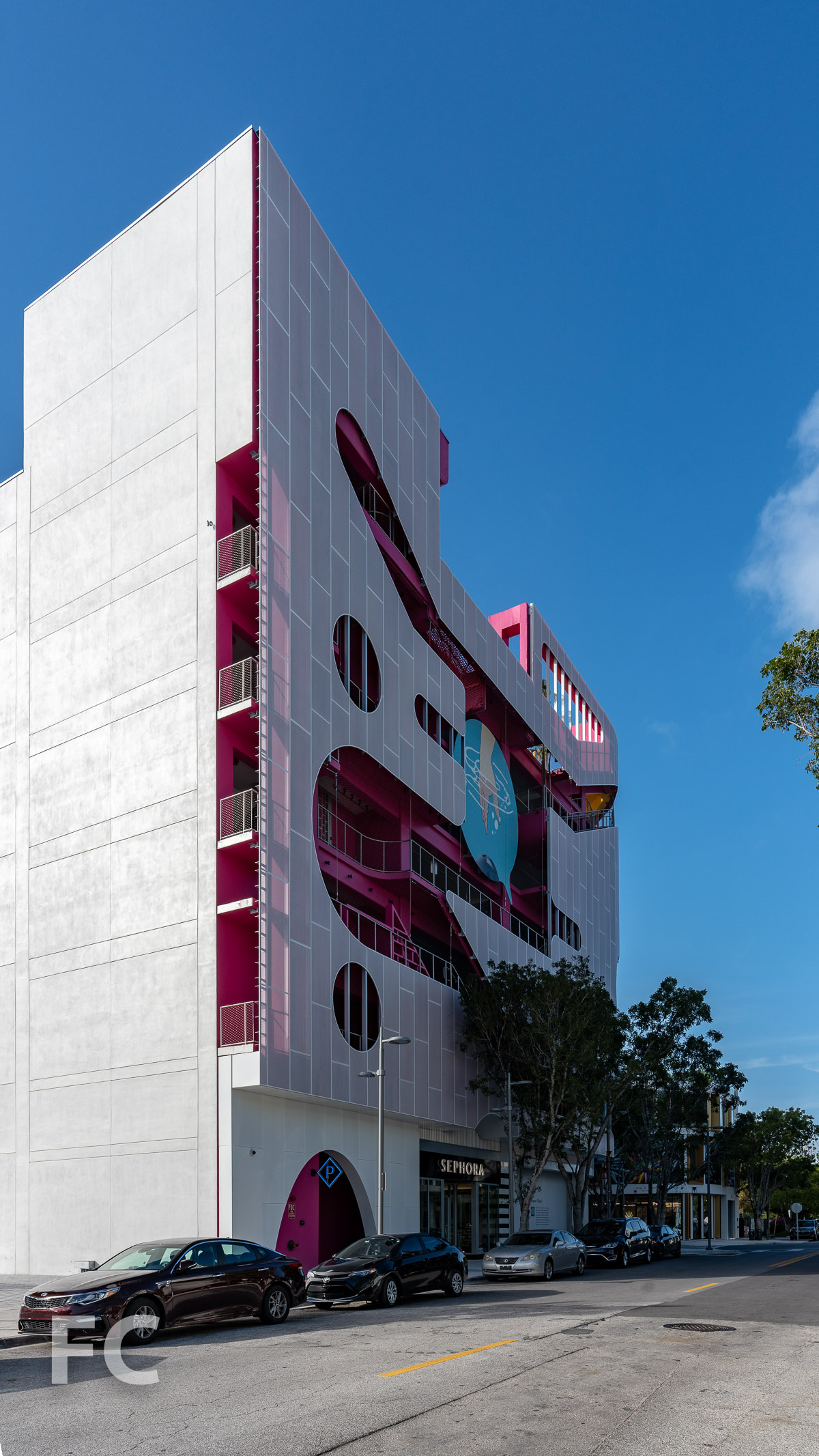 Miami Museum Garage / WORKac + Nicolas Buffe + Clavel Arquitectos + K/R and  J. MAYER. H.