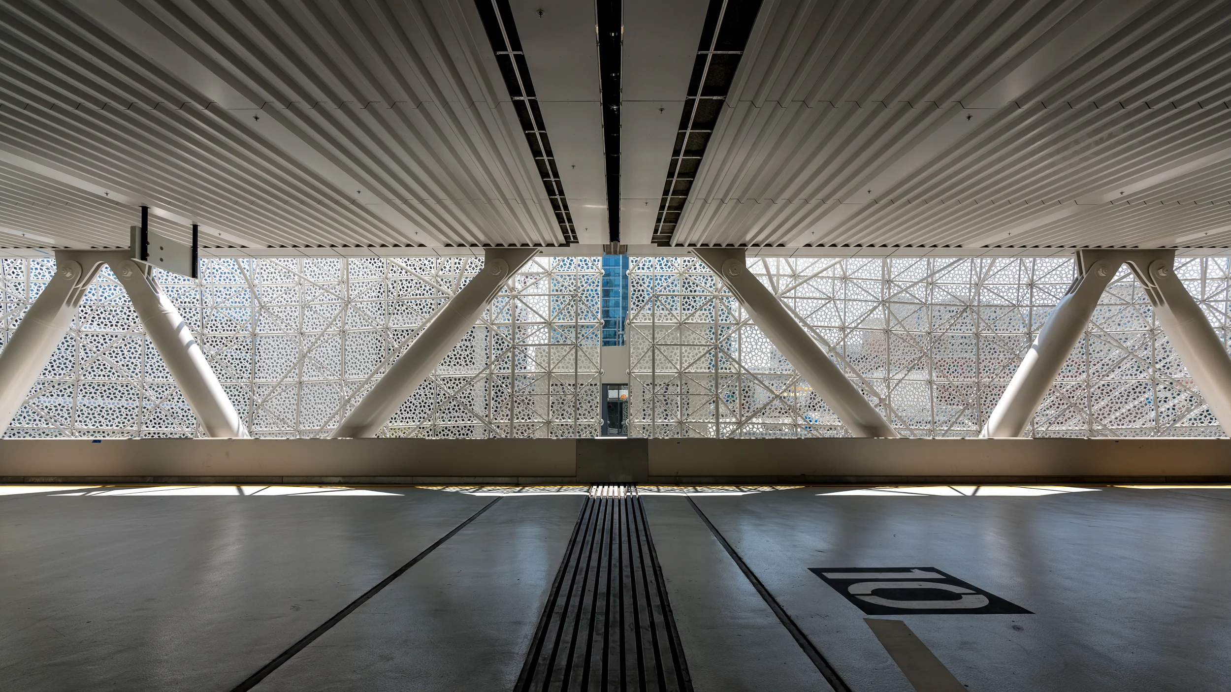 Transbay Transit Center-DSC01292.jpg