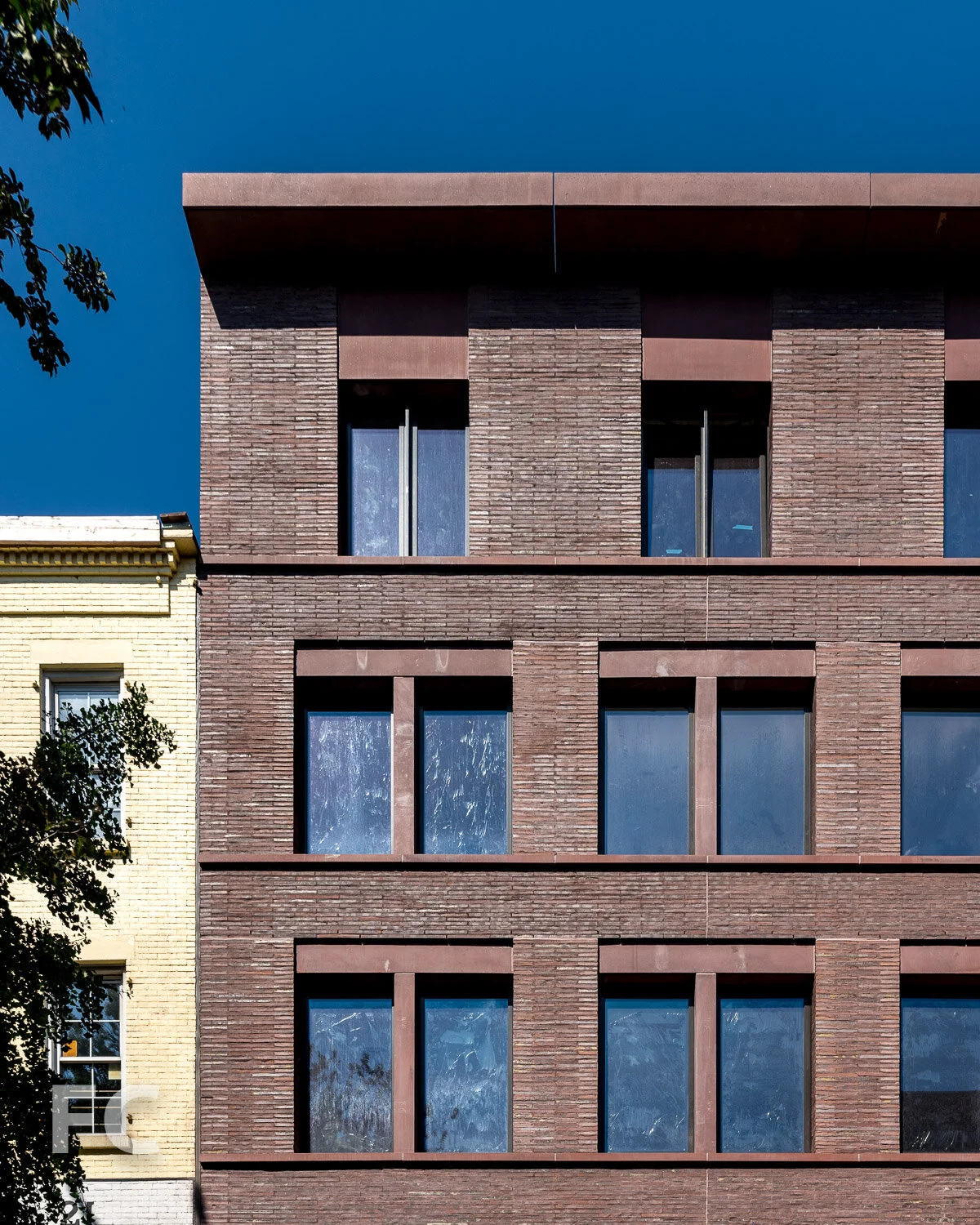 Facade close-up at the southwest corner.