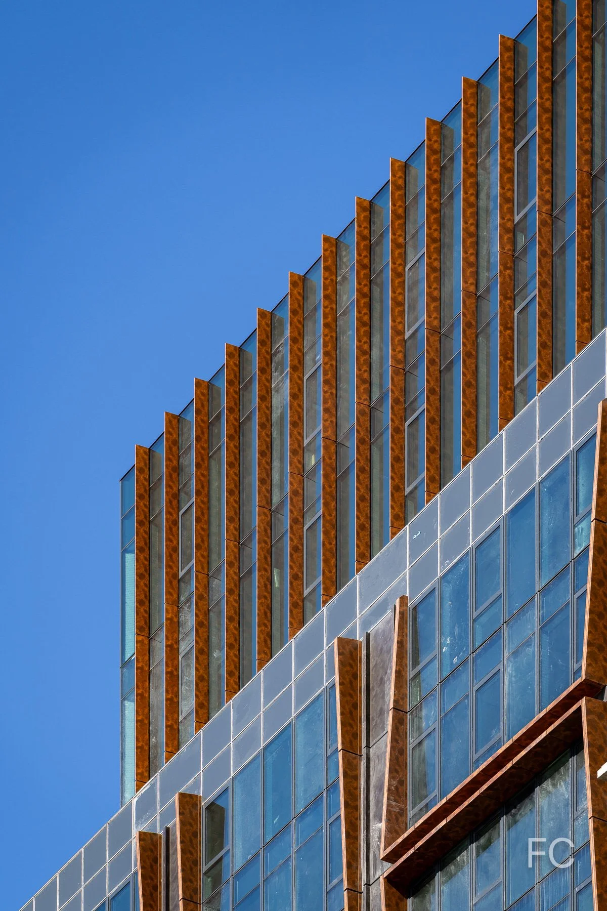 Closeup of the southeast corner of the tower crown.
