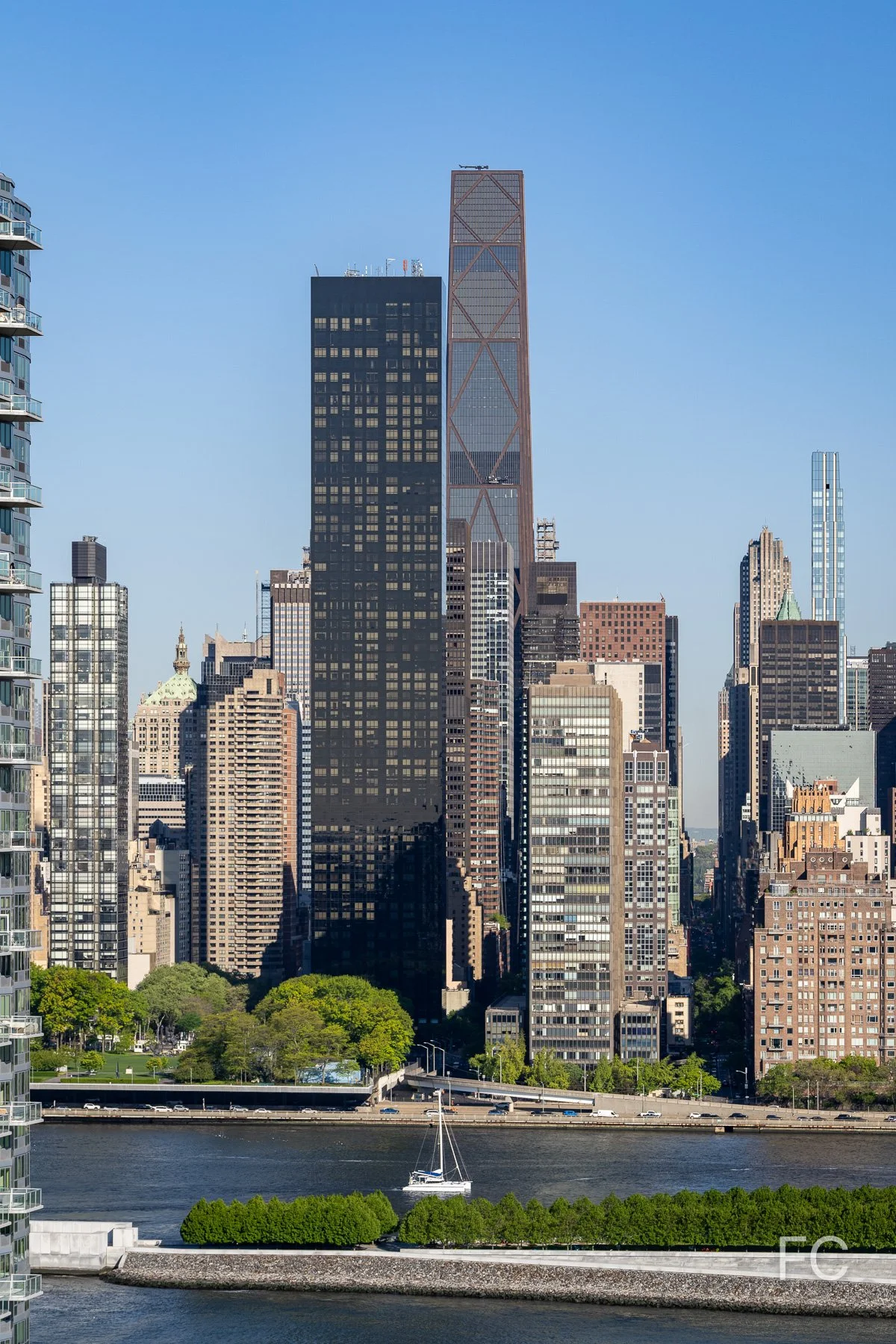 View west towards Midtown from the penthouse terrace. 
