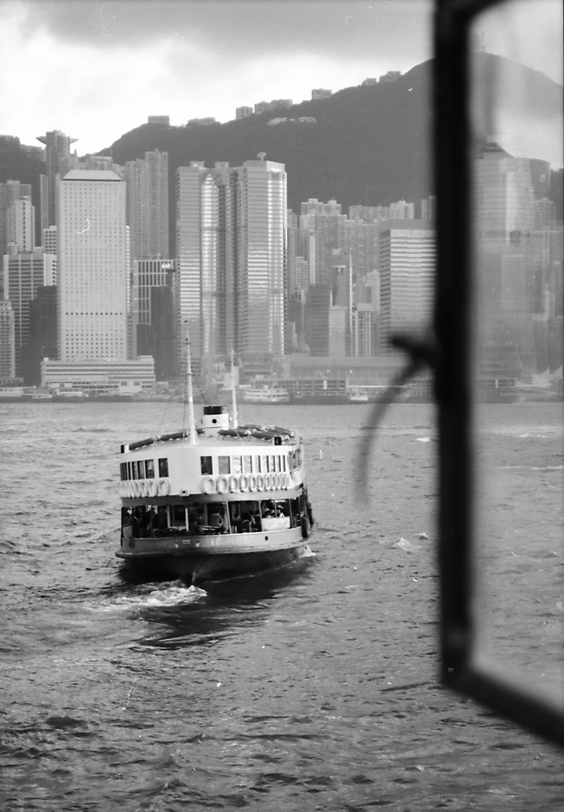 photo_hongkong-ferrywindow.jpg