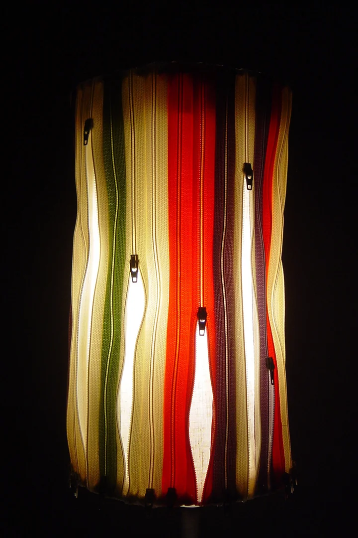 zipper-mid.jpg