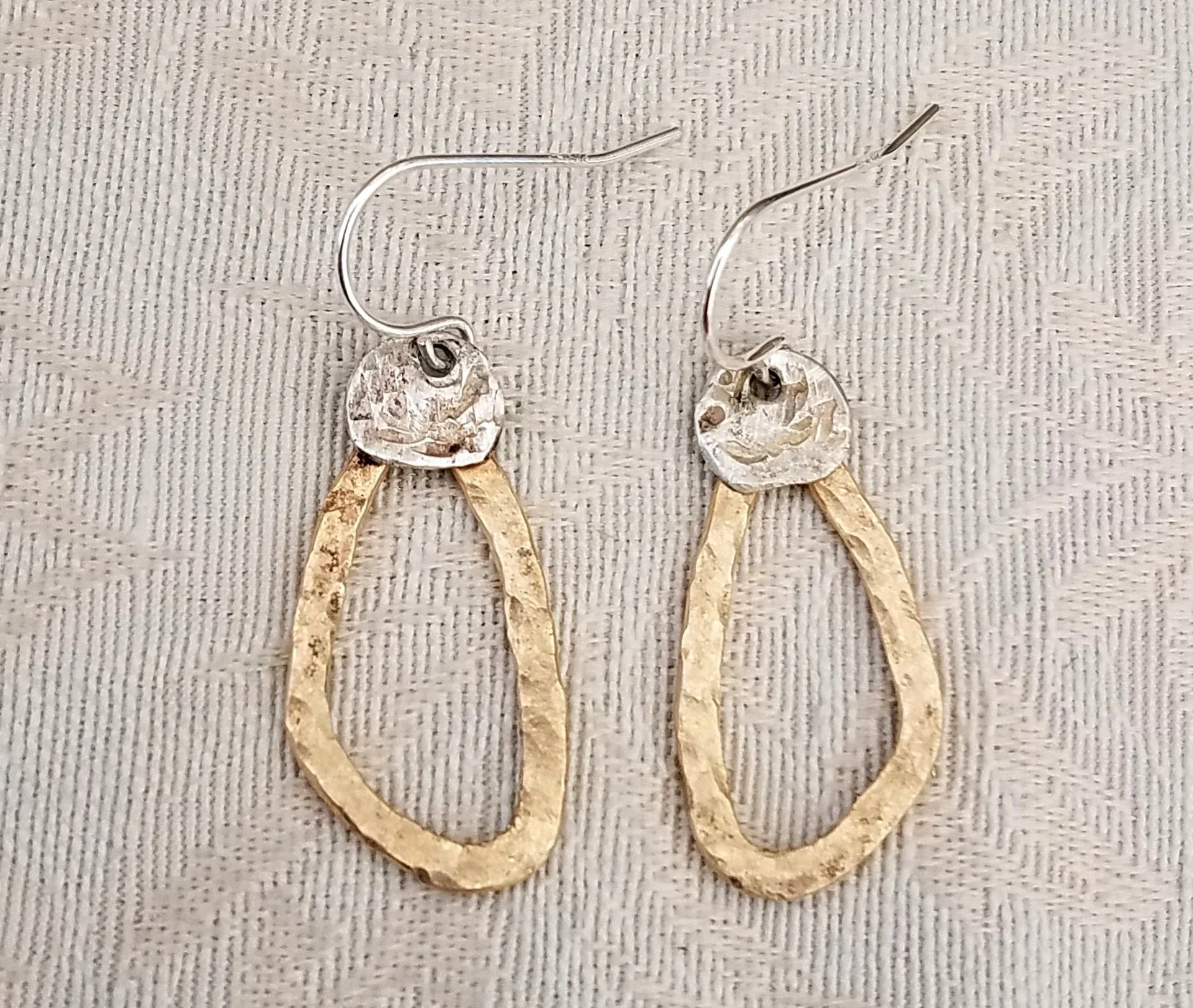 gold fill med wing ear.jpg