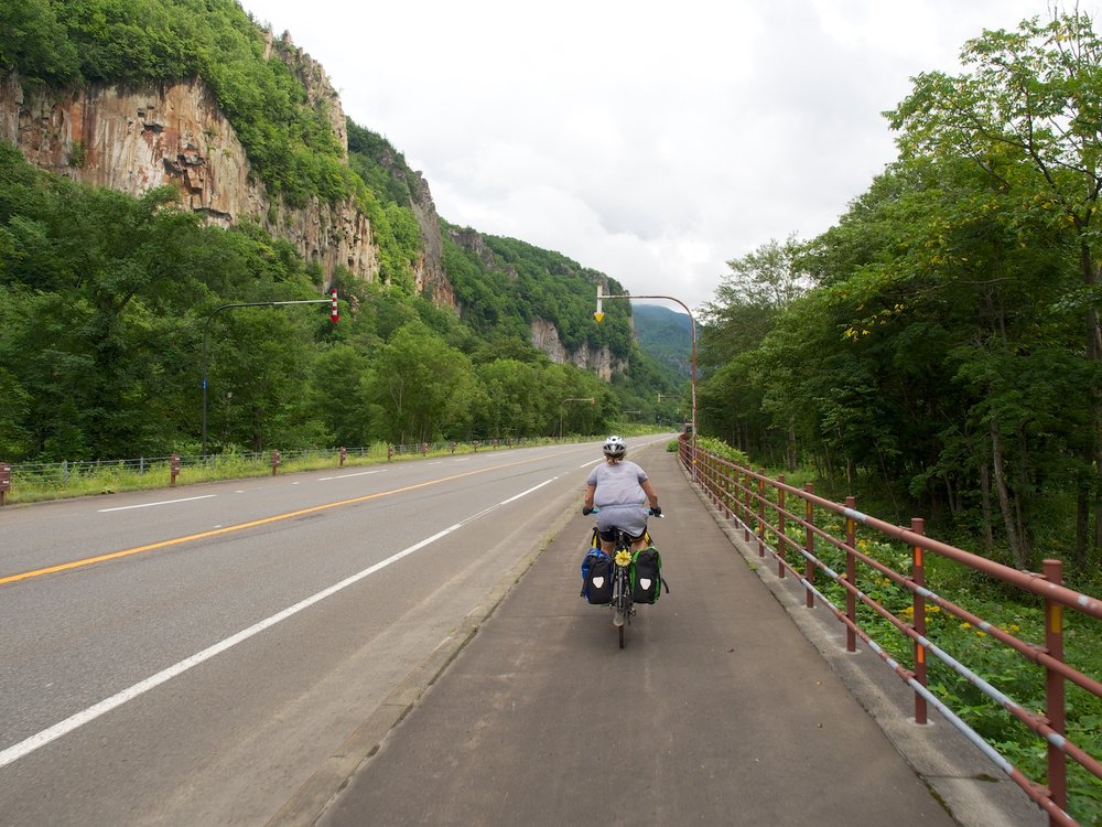 Into the mountains between typhoons.