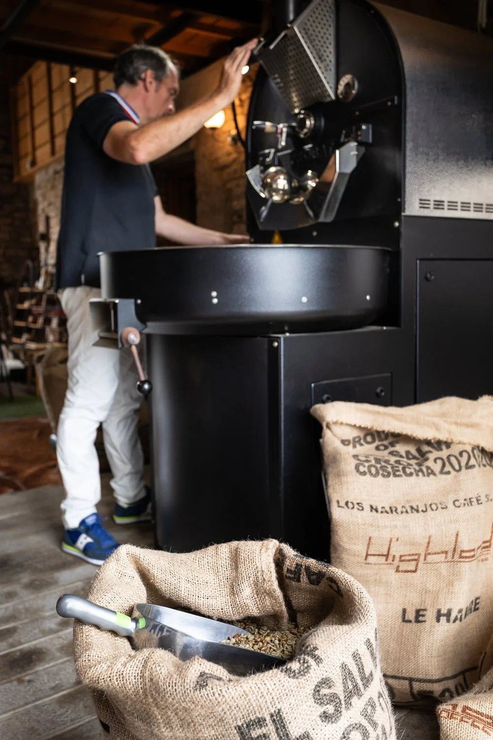 photographe agricole - étape de torréfaction artisanal chez café Lagrange