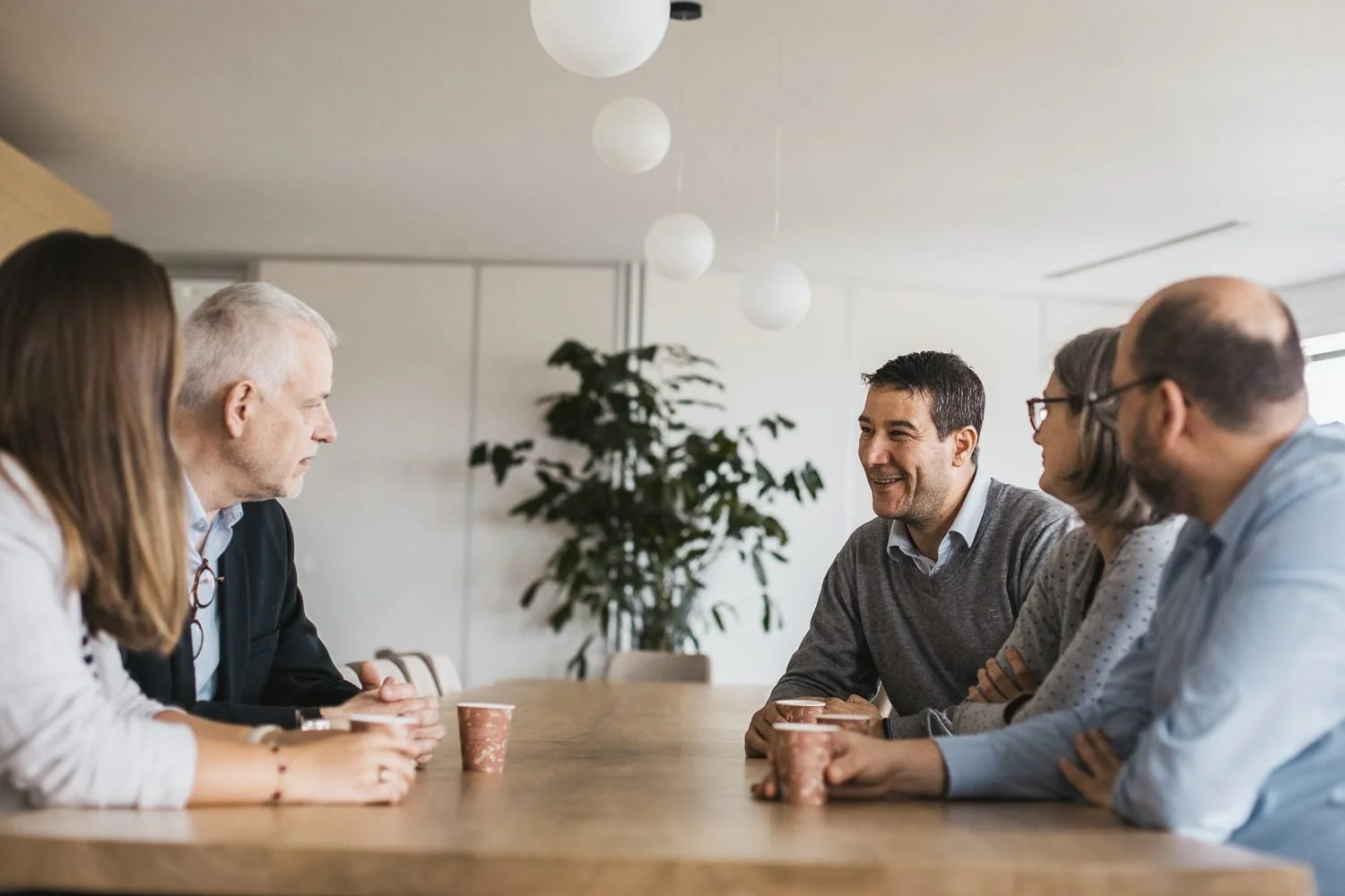 Moment de convivialité entre collaborateurs 