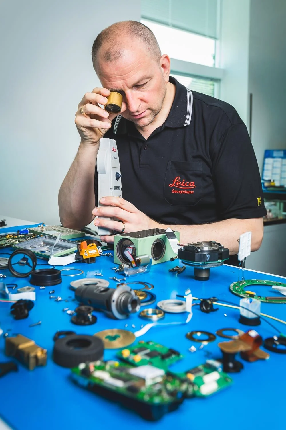 Photographe industriel – portrait métier en environnement technologique