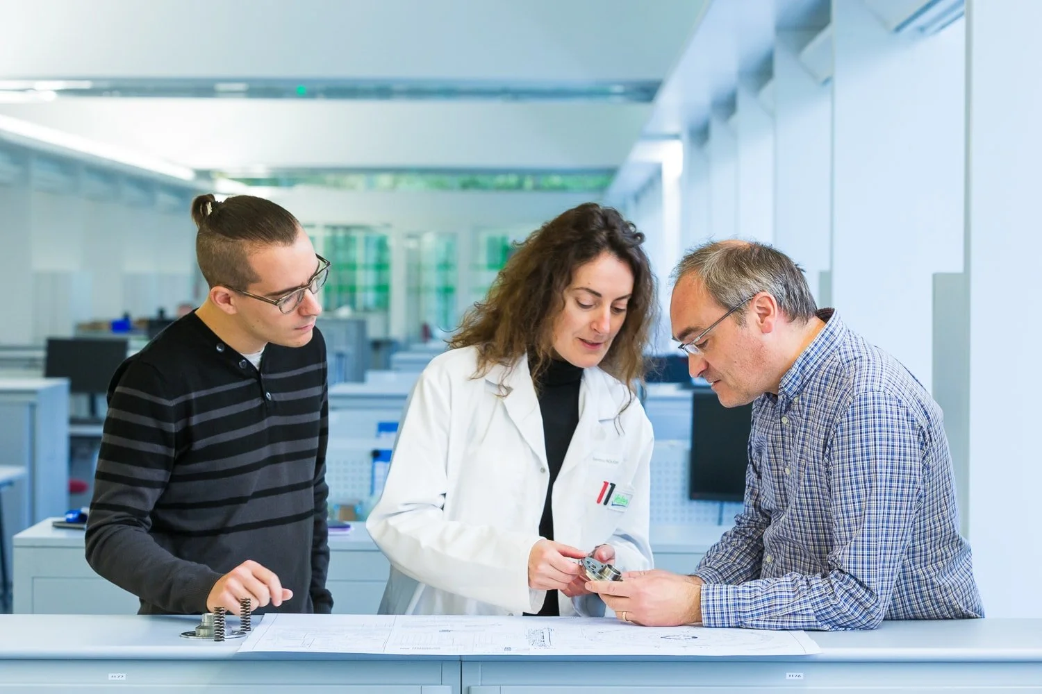 Collaboration technique au sein d’une entreprise industrielle de la métallurgie