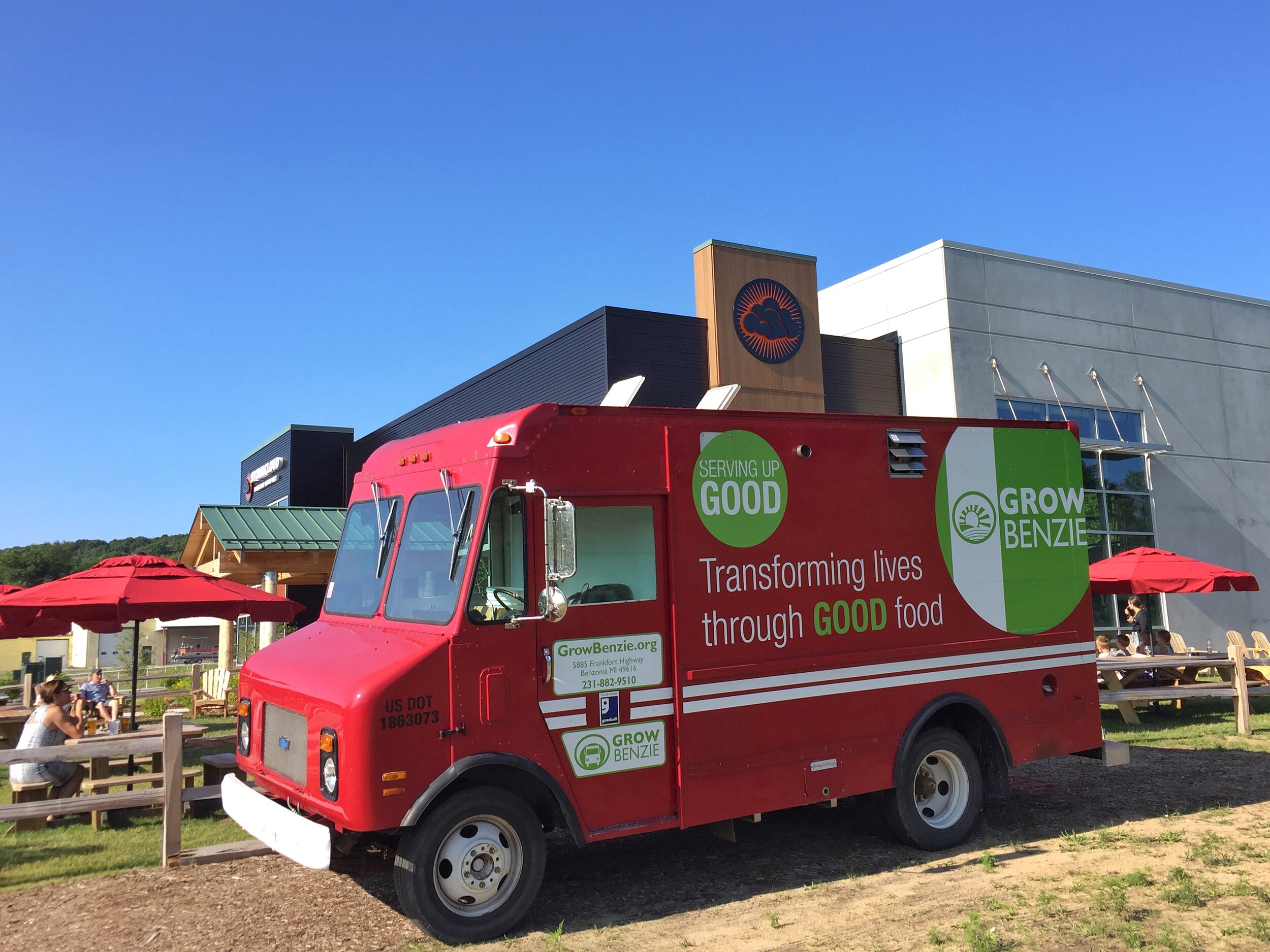Food Truck at Stormcloud Parkview Taproom
