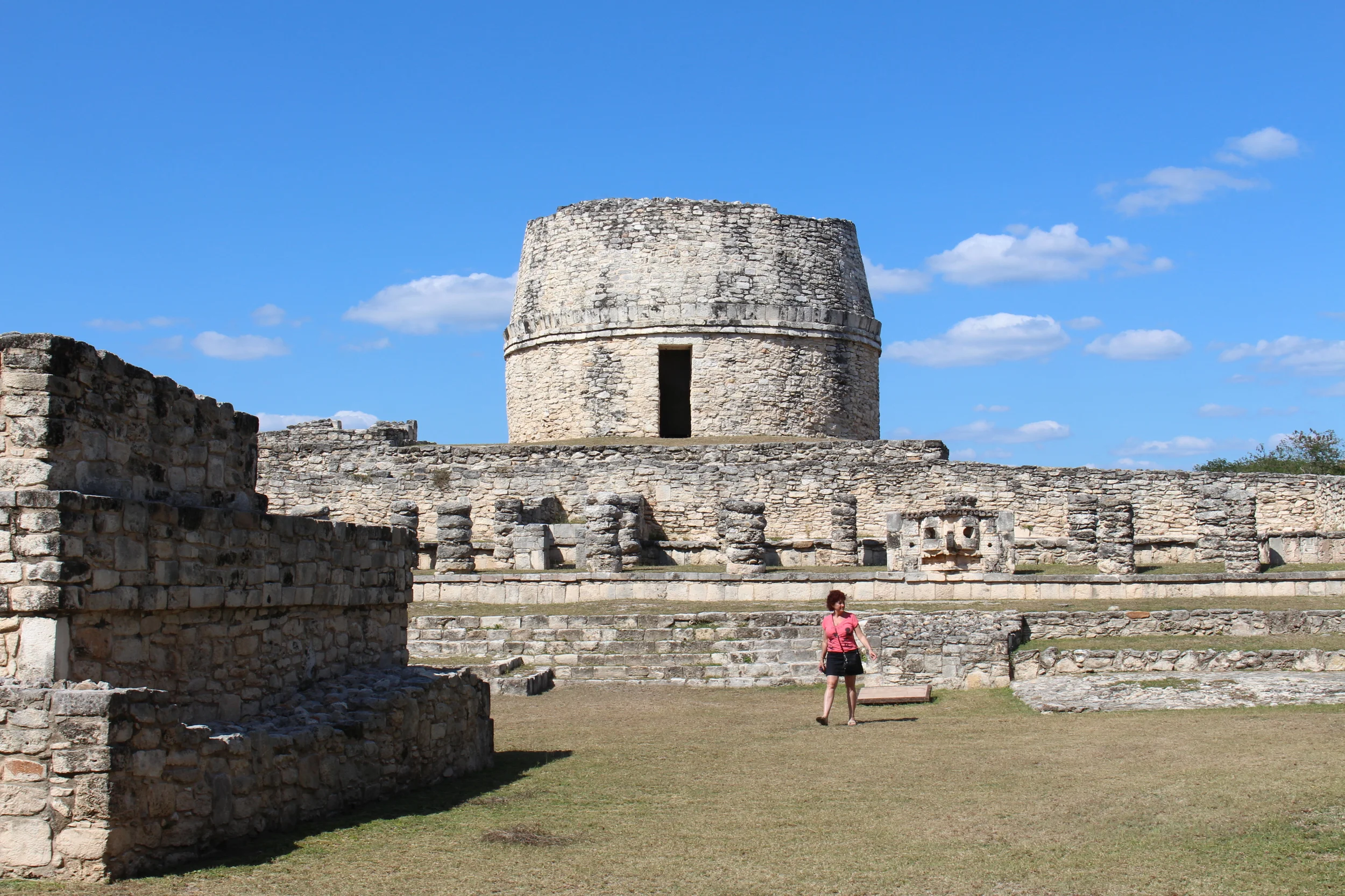 This building at Mayapan remarkably resembles the 'observatory' at Chichen Itza. There is a reason for that.