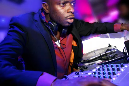 KOFI PRESS SHOT 2.jpg