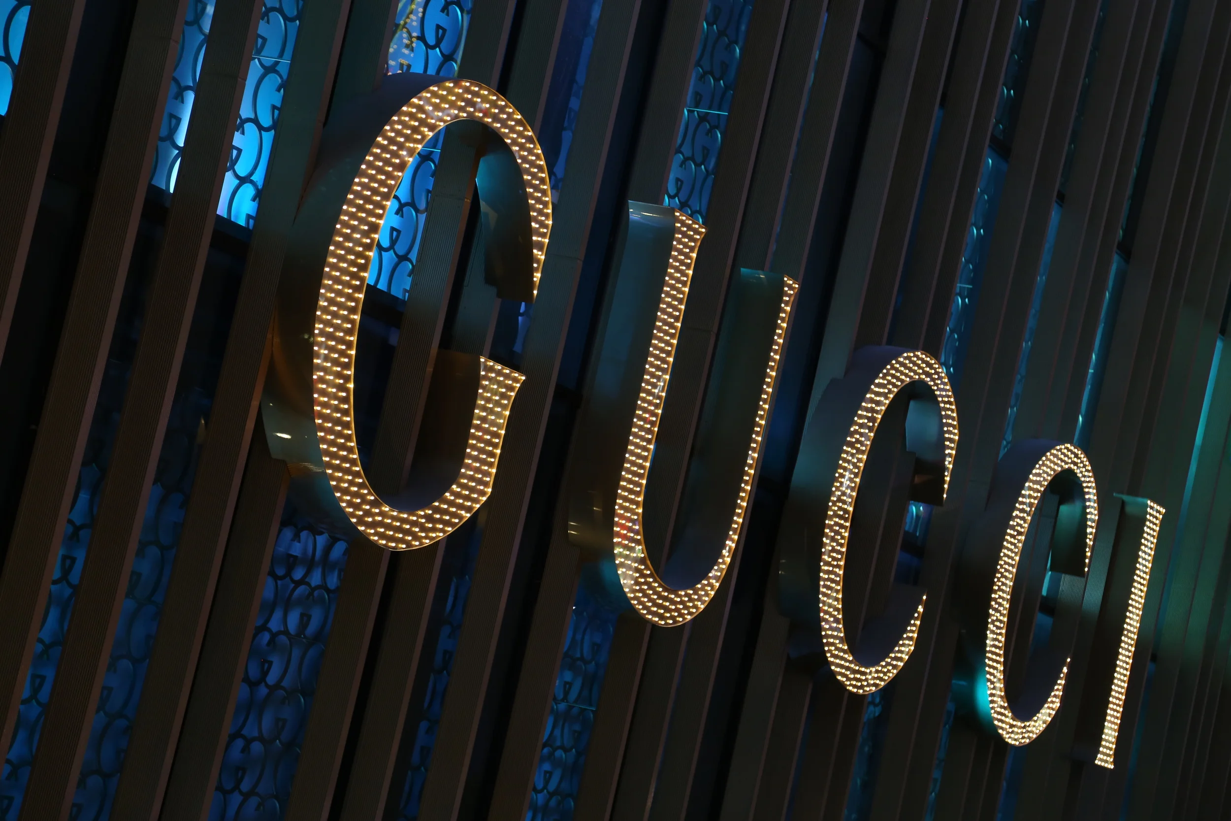 brad fetchin || "luxury"